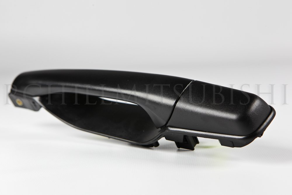 Mitsubishi MR970578XA Replacement Outside Door Handle - Compatible with Select Mitsubishi Models | Durable & Easy Installation for Car Door Repair & Maintenance