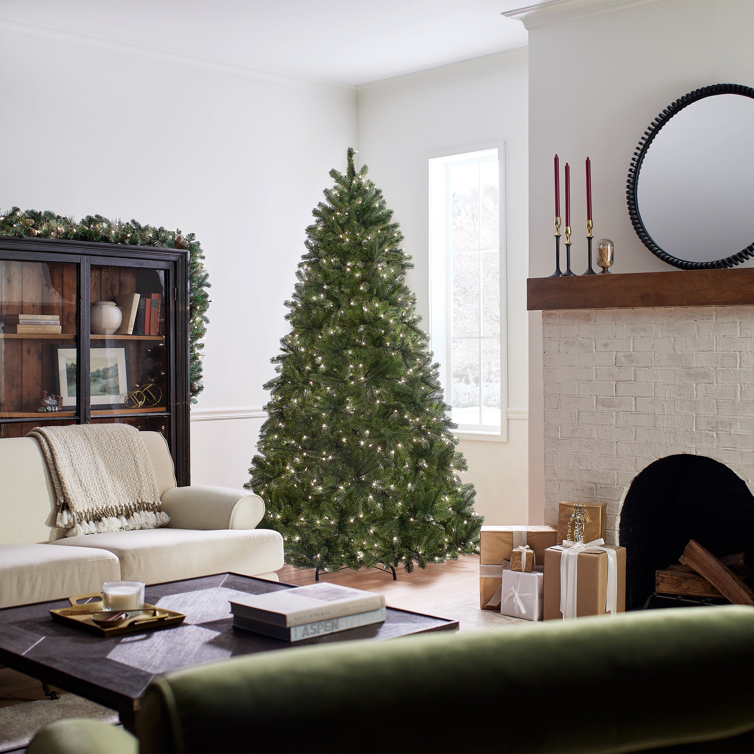 7.5 ft Pre-Lit Downswept Douglas Fir Artificial Christmas Tree with 750 Clear LED Lights & 1867 Branch Tips - Perfect for Home, Office, and Holiday Decorations