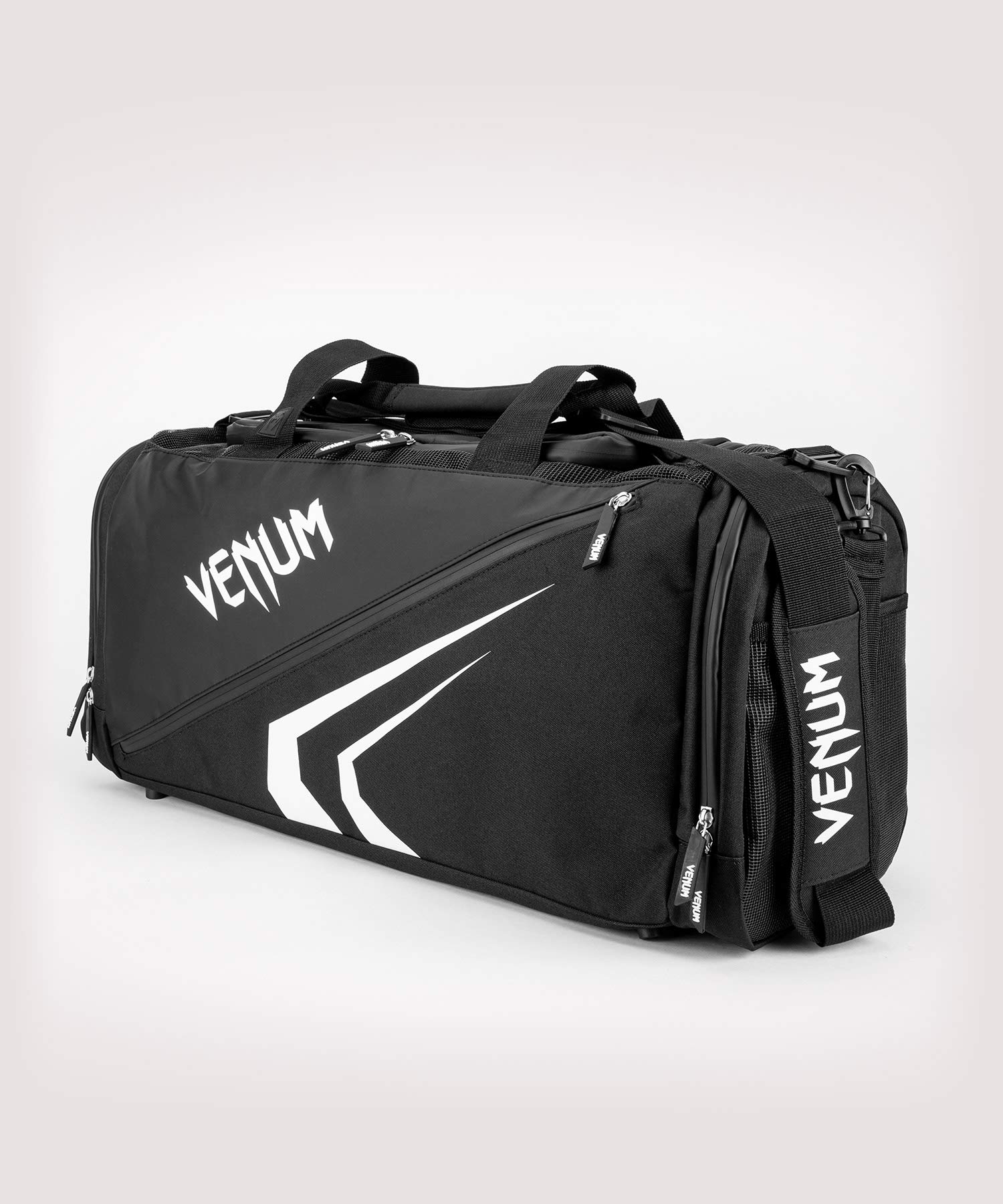 VENUM Trainer Lite Evo Sports Bag - Durable MMA & Boxing Gym Bag for Training, Travel & Competition - Perfect for Fighters, Athletes & Fitness Enthusiasts