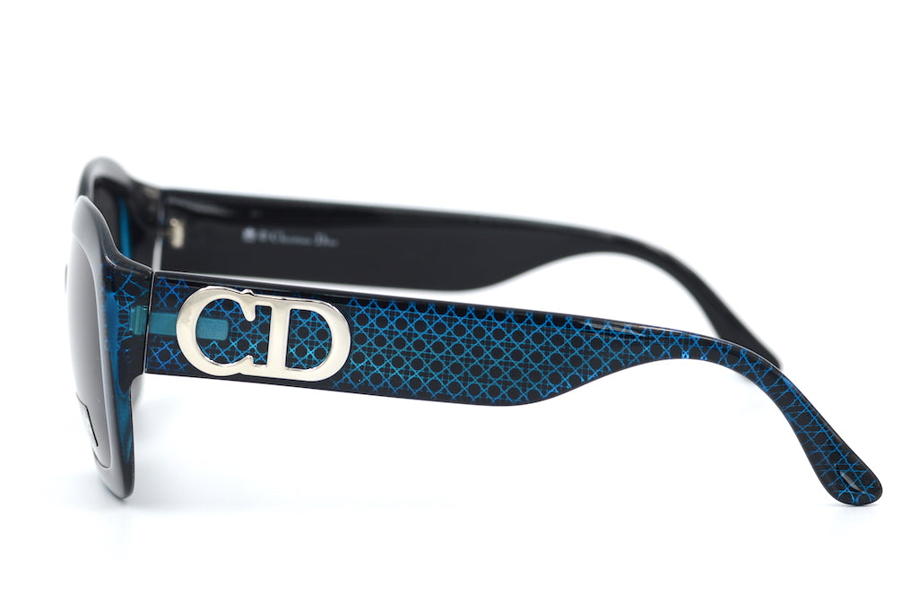 Christian Dior 2987 59B Sunglasses - Luxury Designer Shades for Women & Men - UV Protection & Fashion Statement - Perfect for Beach, Driving & Outdoor Activities