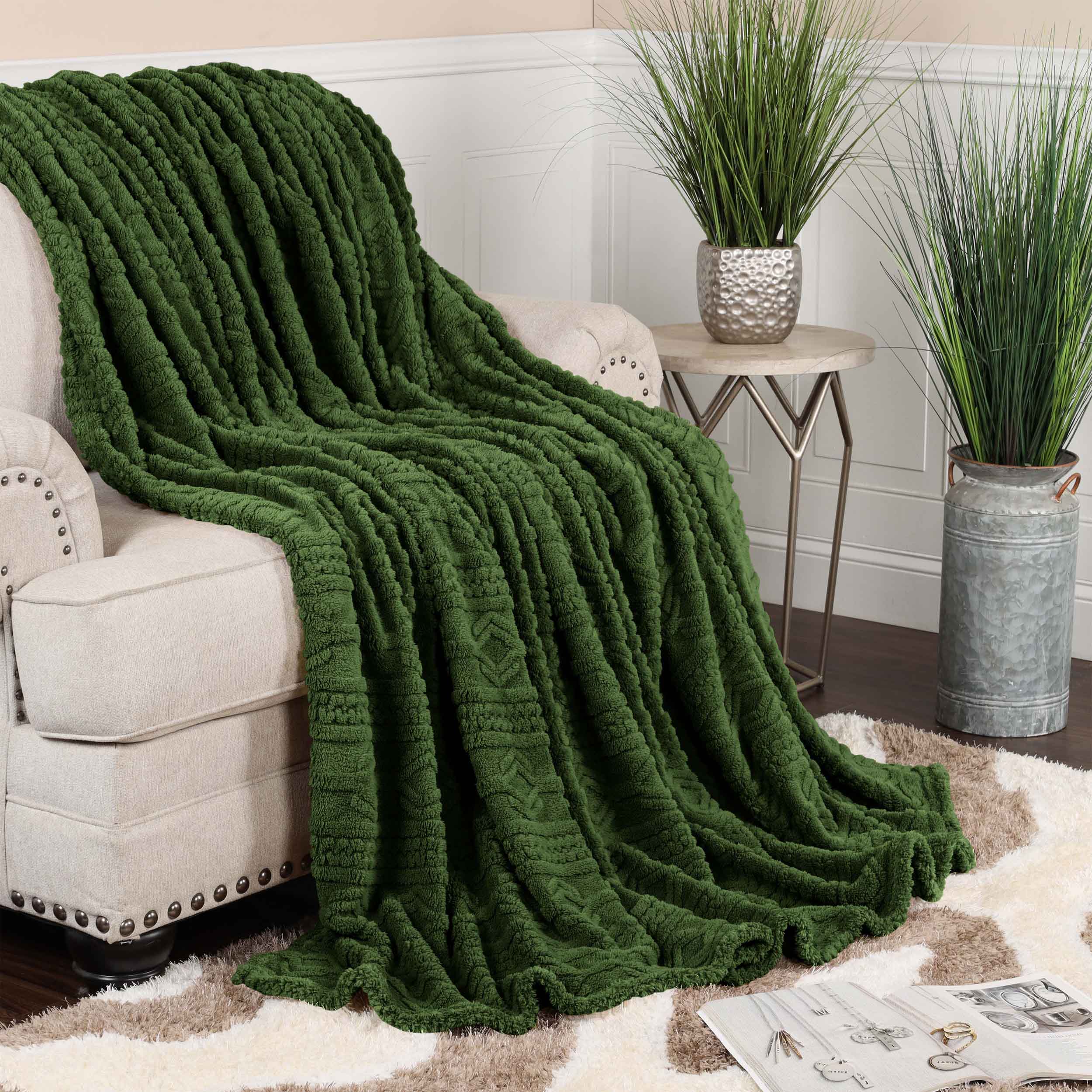 Arctic Boho Jacquard Plush Fleece Blanket - Ultra Soft & Warm Winter Throw for Couch, Bed, Sofa - Perfect for Home Decor, Cozy Nights & Gift Giving