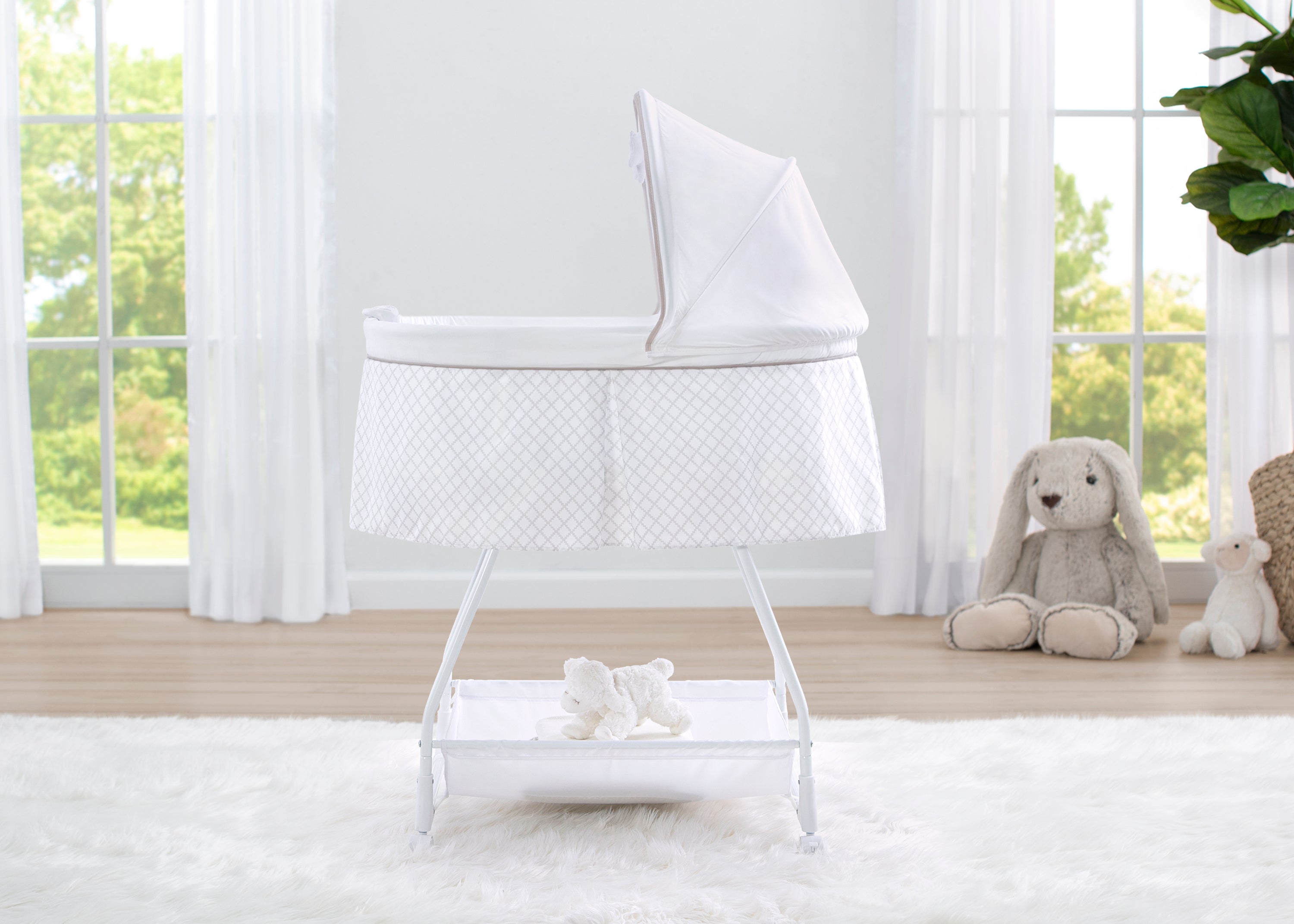 Premium Deluxe Soothing Dreams Bassinet - Ultra Soft Baby Crib with Gentle Rocking Motion & Night Light - Perfect for Nursery, Bedroom Co-Sleeping & Newborn Naptime