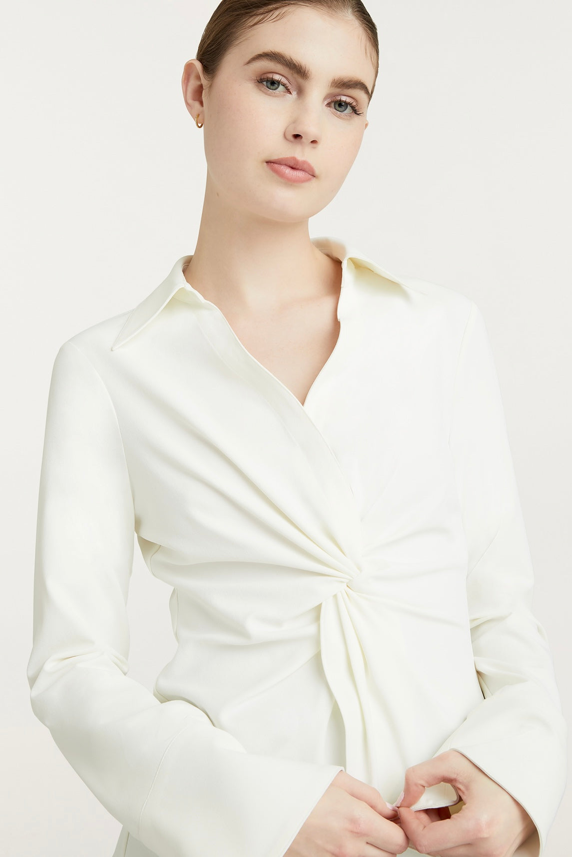 Cinq à Sept Mckenna Top - Women's Chic Blouse for Casual & Evening Wear | Perfect for Dates, Parties & Office Outfits