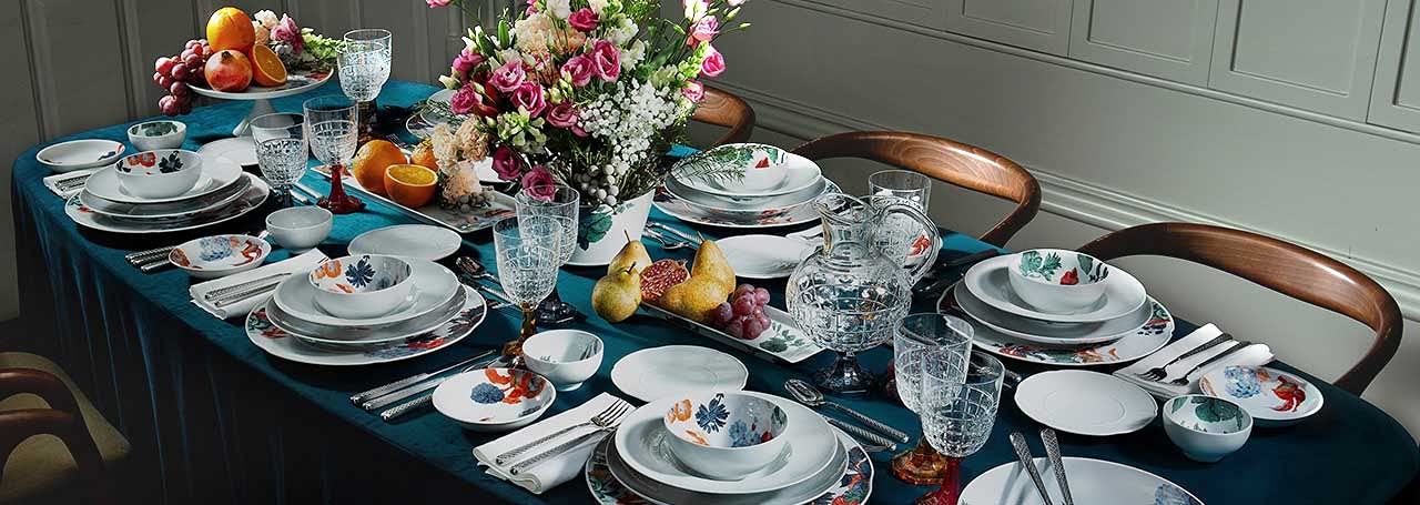 Vista Alegre Duality 4-Piece Bread and Butter Plate Set - Elegant Porcelain Appetizer Dishes for Dinner Parties, Tea Time & Everyday Use