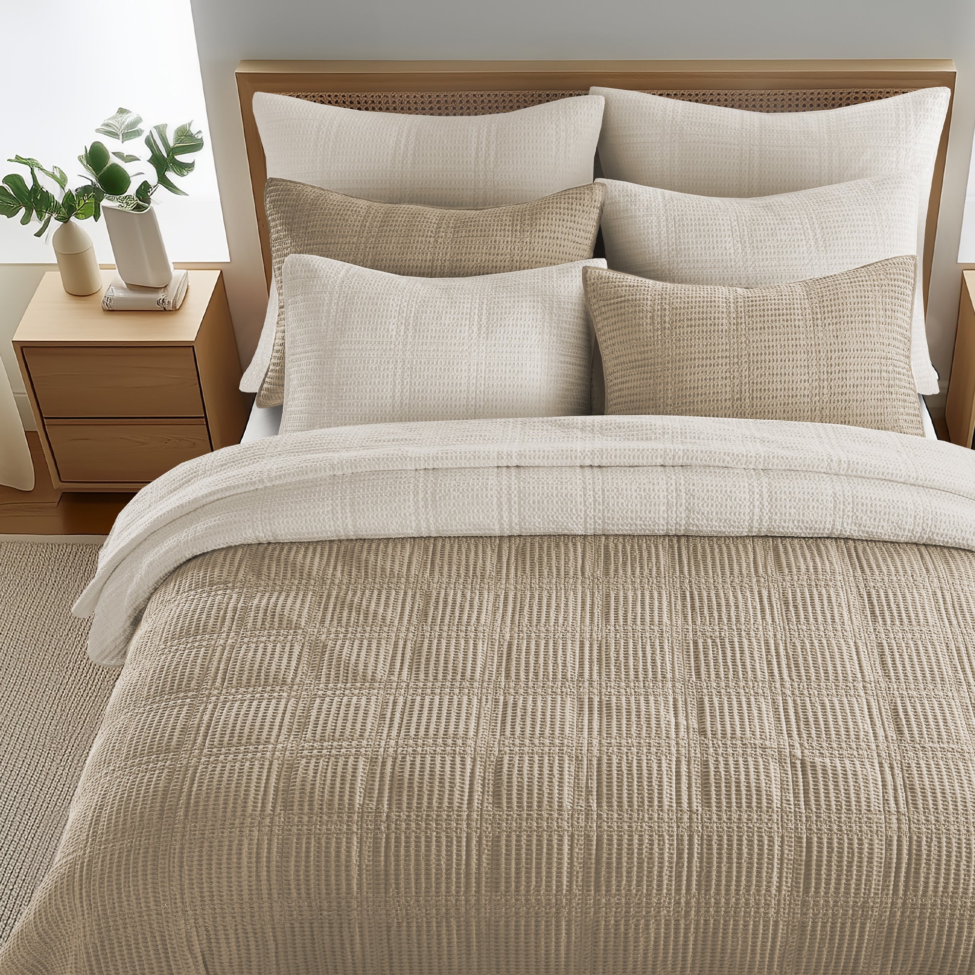 Luxury Cloud Waffle Quilt Set - Ultra Soft Breathable Bedding - Queen Size Comforter & Duvet Cover - Perfect for Cozy Bedroom & Guest Room Decor