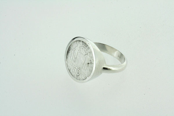 Royal Signet Ring for Men & Women - Personalized Engraved Seal Ring - Vintage & Elegant Design for Formal Events, Weddings & Gifts