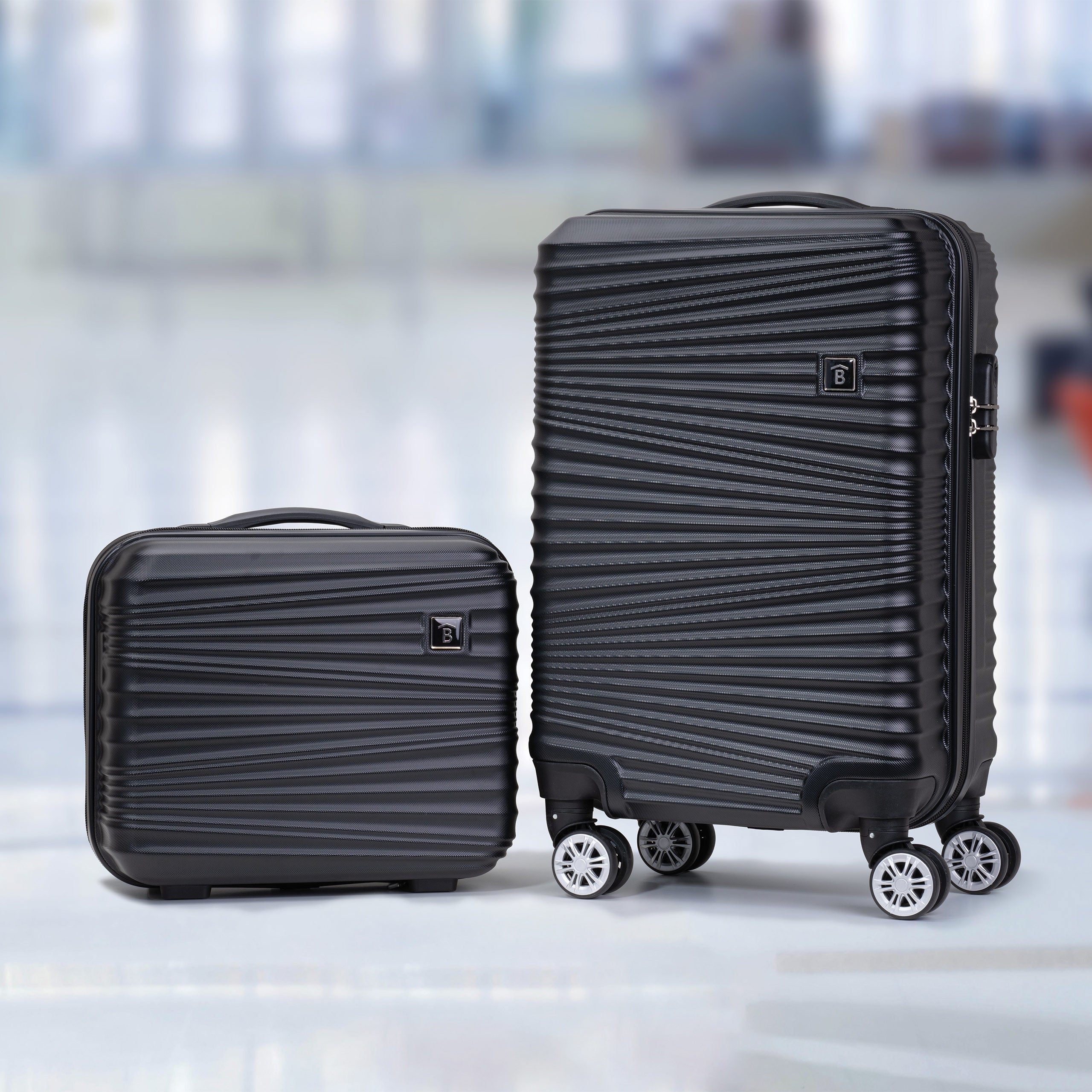 Premium 3-Piece Lightweight Luggage Set with Spinner Wheels - Carry On, Checked & Expandable Suitcases for Travel, Business & Vacation (Black)