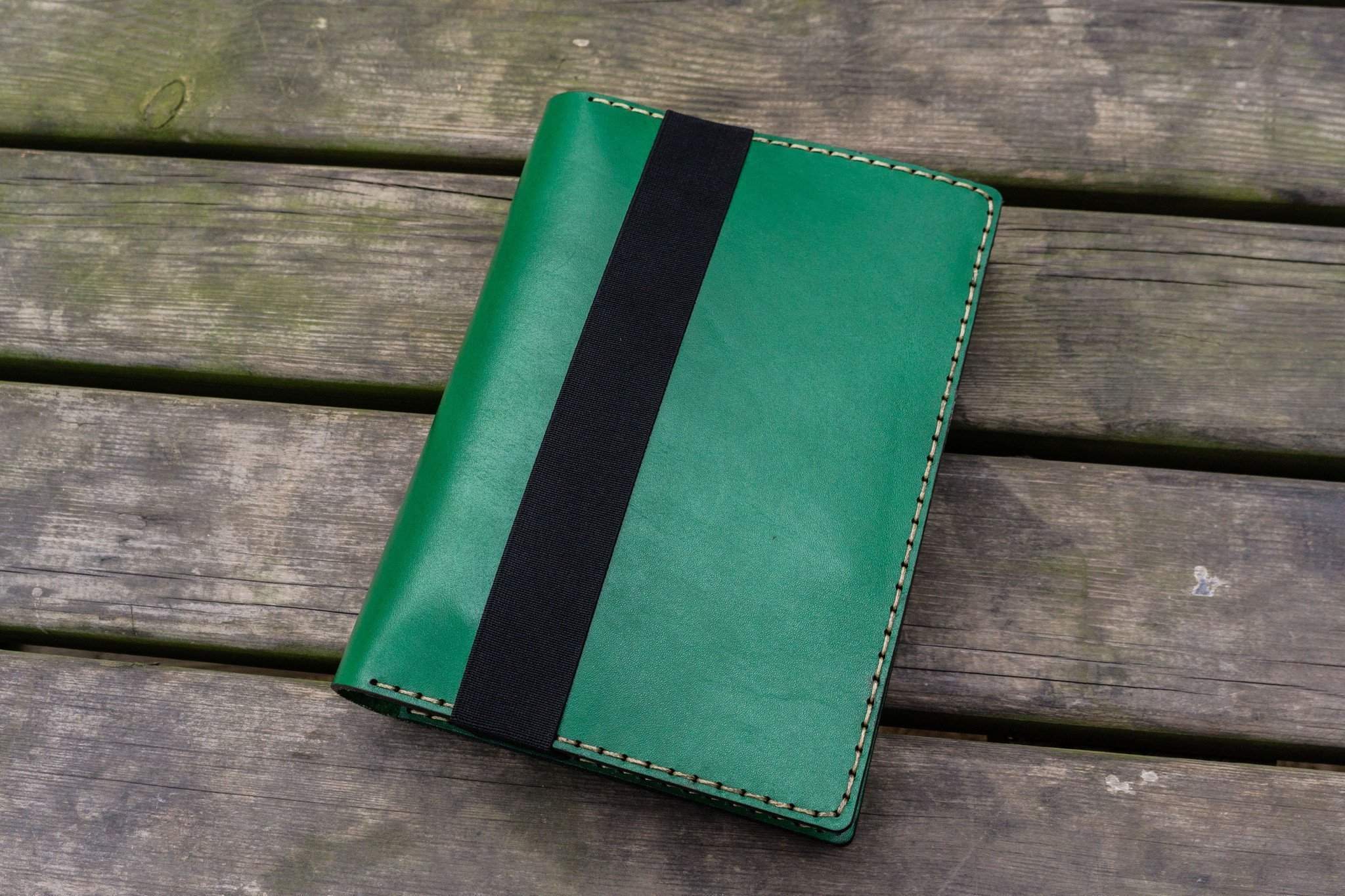 Premium Leather iPad Mini Case & Moleskine Notebook Cover - Green | Slim Protective Sleeve for iPad Mini 1/2/3/4/5 & Large Moleskine Journals | Perfect for Work, Travel & School Organization
