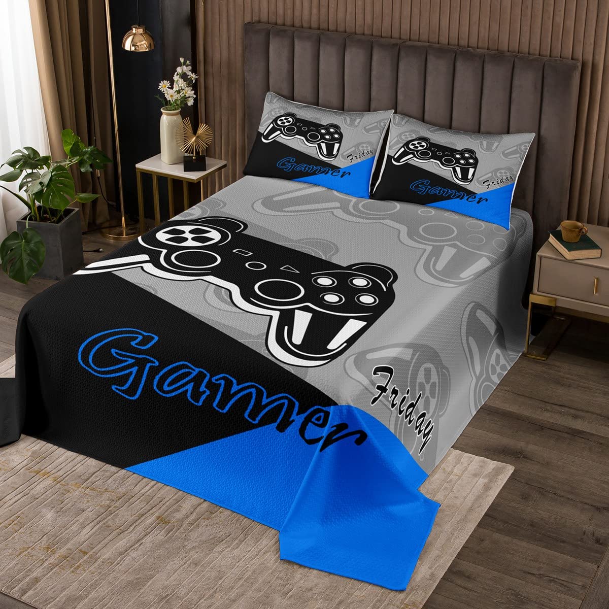 Feeyou 2-Piece Gamer Quilt Set - Twin Size Gaming Bedspread with 1 Quilt & 2 Pillowcases for Kids, Boys & Teens - Soft All-Season Controller Design Bedding - Perfect for Gaming Rooms, Sleepovers & Teen Bedrooms