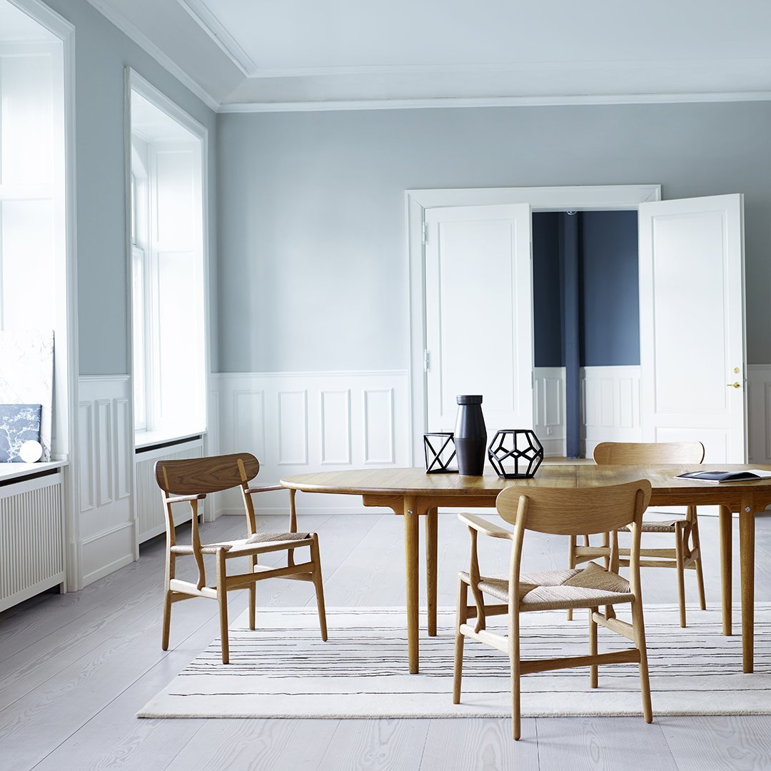 CH26 Modern Dining Chair - Sturdy Wooden Frame & Comfortable Upholstered Seat - Perfect for Kitchen, Dining Room, and Restaurant Settings