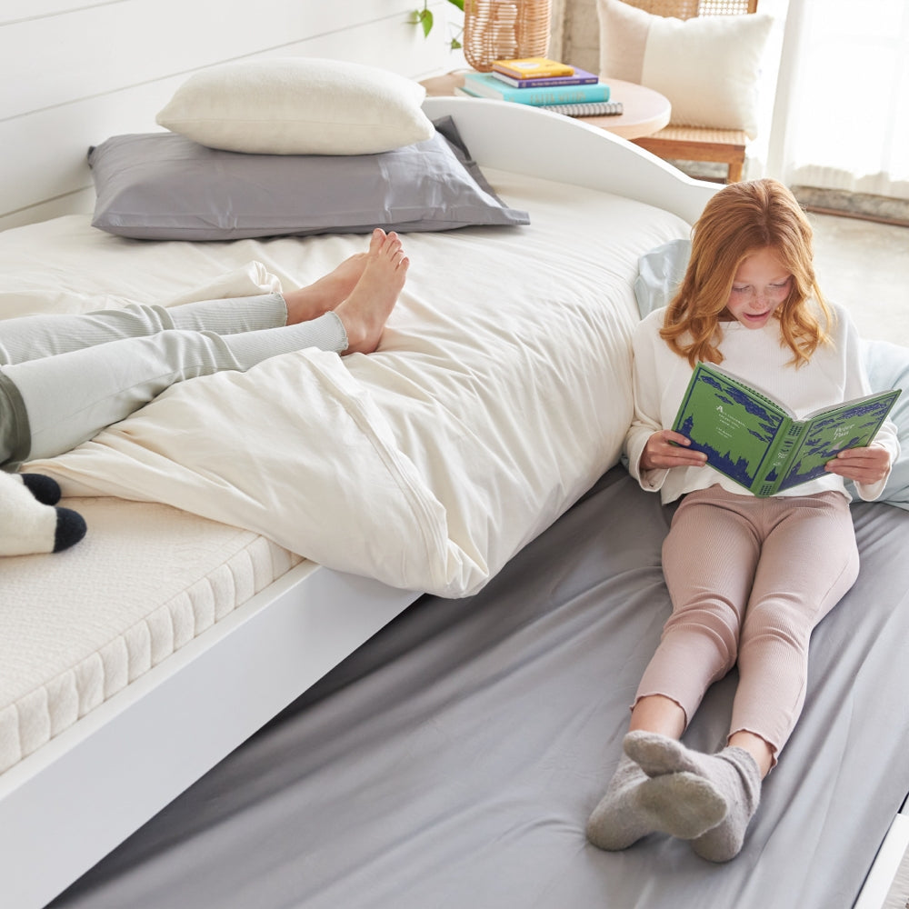 Kids Trundle Bed Frame with Storage - Twin Size Wooden Daybed for Small Spaces - Perfect for Sleepovers, Guest Rooms & Kids' Bedrooms