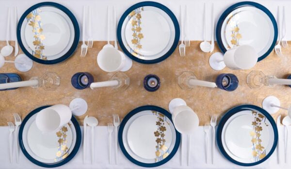 Eco-Friendly Blue & Gold Round Plastic Plates - 10 Inch Durable Disposable Party Plates for Birthday, Wedding, Picnic & Outdoor Events