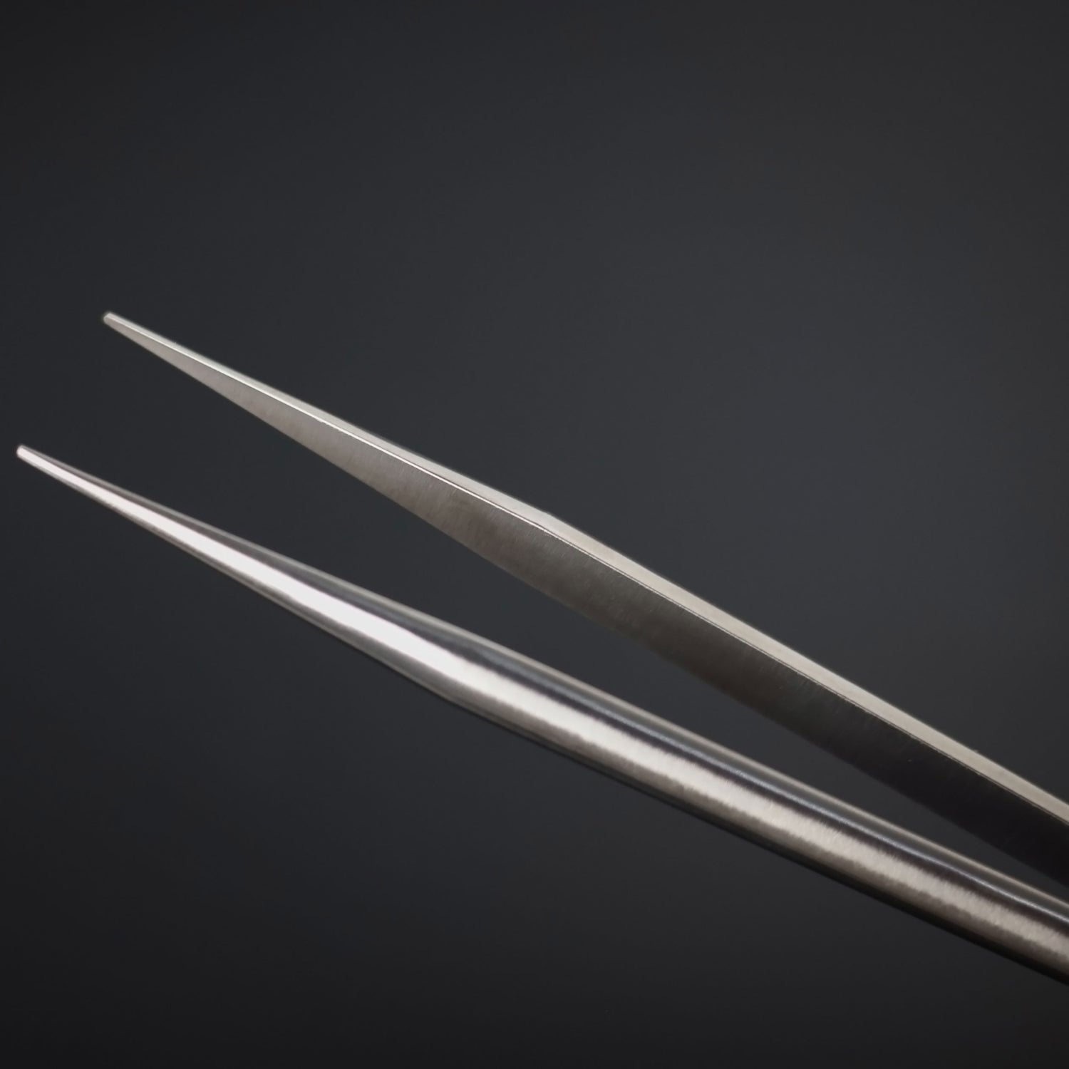 Premium Titanium Plated Tweezers for Eyebrows, Splinters & Crafts - Professional Stainless Steel Beauty & First Aid Tool - Perfect for Salon, Home & Travel Use