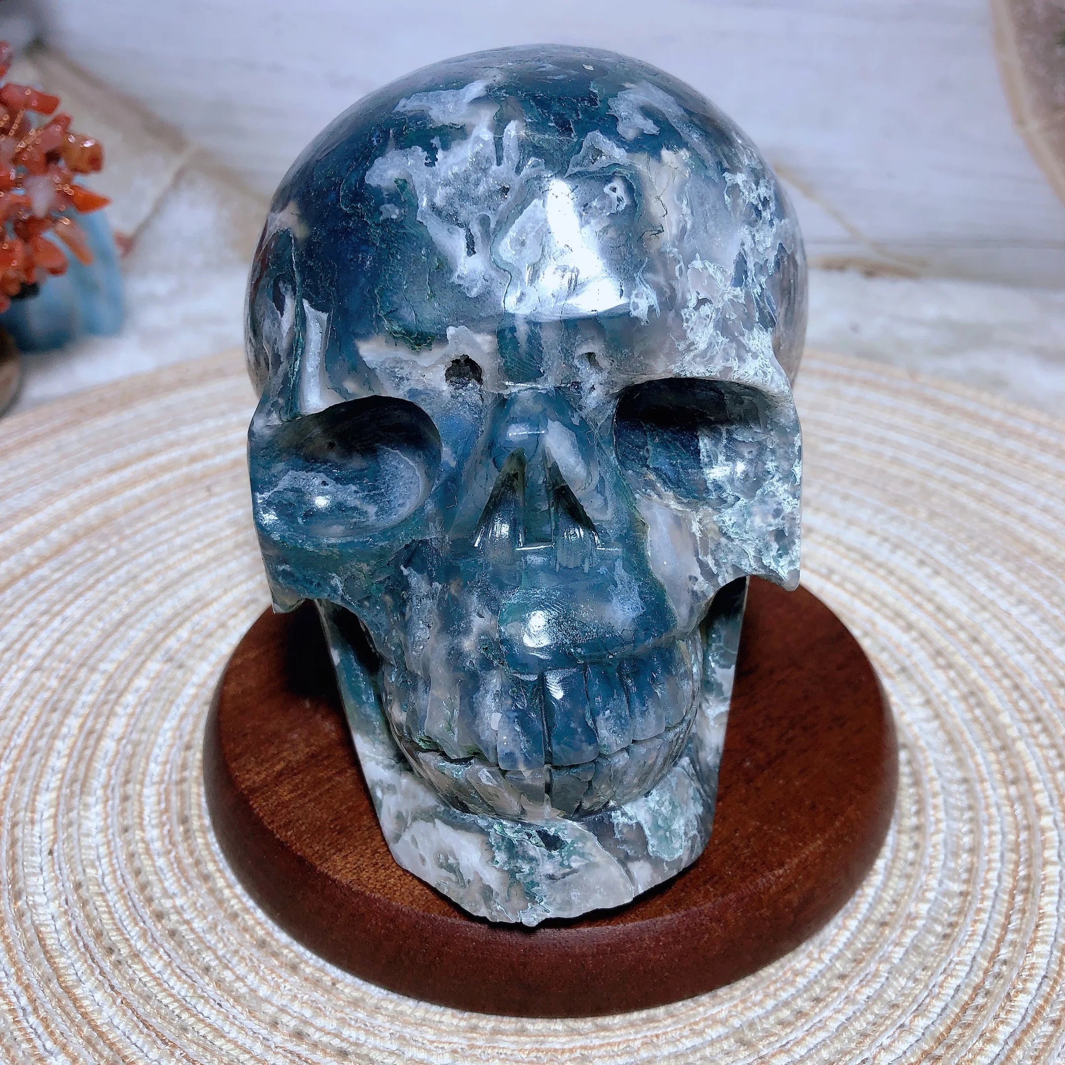 Natural Crystal Moss Agate Skull Carving - Polished Healing Stone for Home Decor, Meditation & Spiritual Energy - Perfect for Yoga Spaces, Altars & Gift Giving