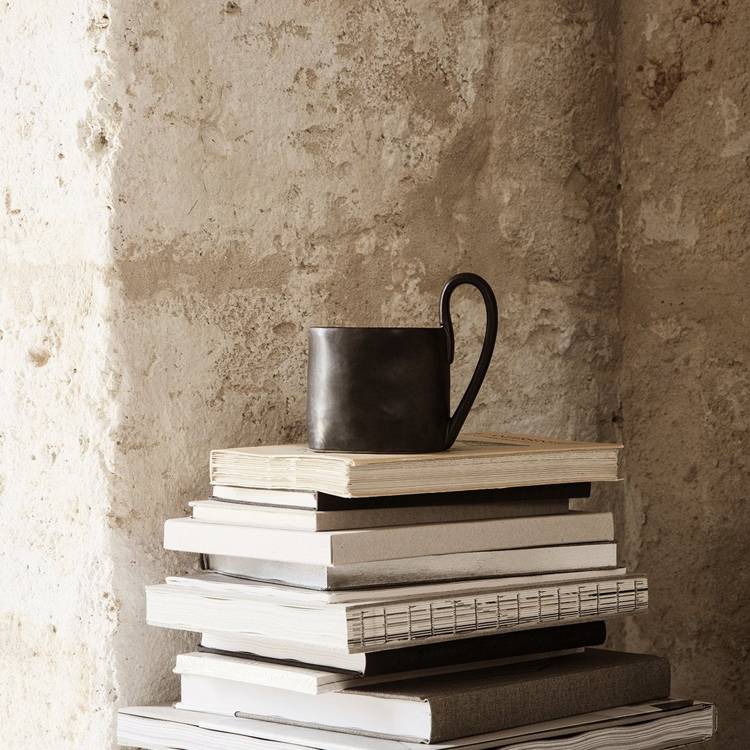 Ferm Living Flow Mug - Ceramic Coffee Cup with Handle, Minimalist Scandinavian Design for Home & Office Use - Perfect for Tea, Coffee, and Hot Beverages