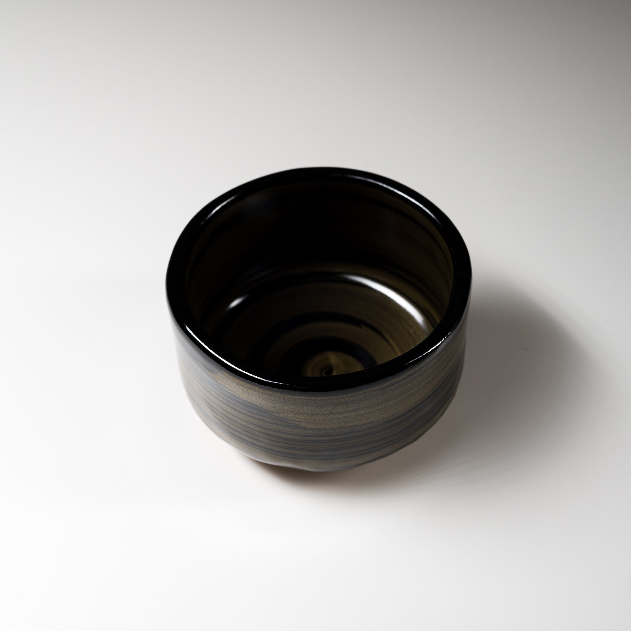 Premium Matcha Bowl with Gold Swirl Design - Handcrafted Black Glaze Ceremonial Tea Cup for Japanese Tea Ceremony, Home Decor & Zen Meditation