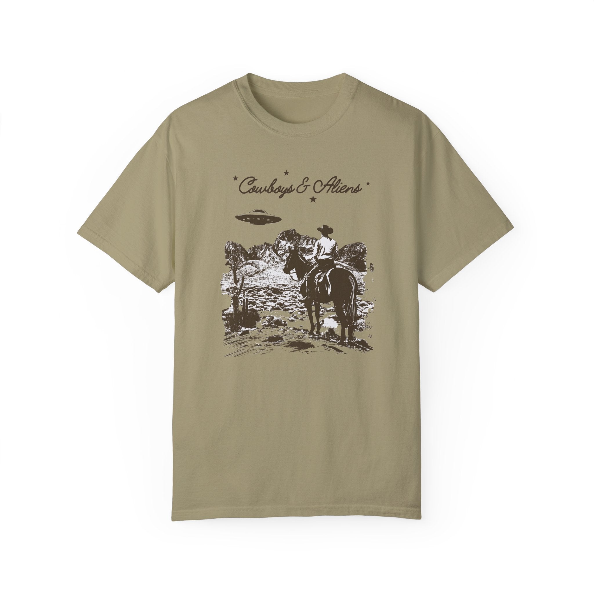 Vintage Cowboys & Aliens Graphic T-Shirt - Retro Sci-Fi Western Tee for Men & Women - Perfect for Cosplay, Halloween & Casual Wear