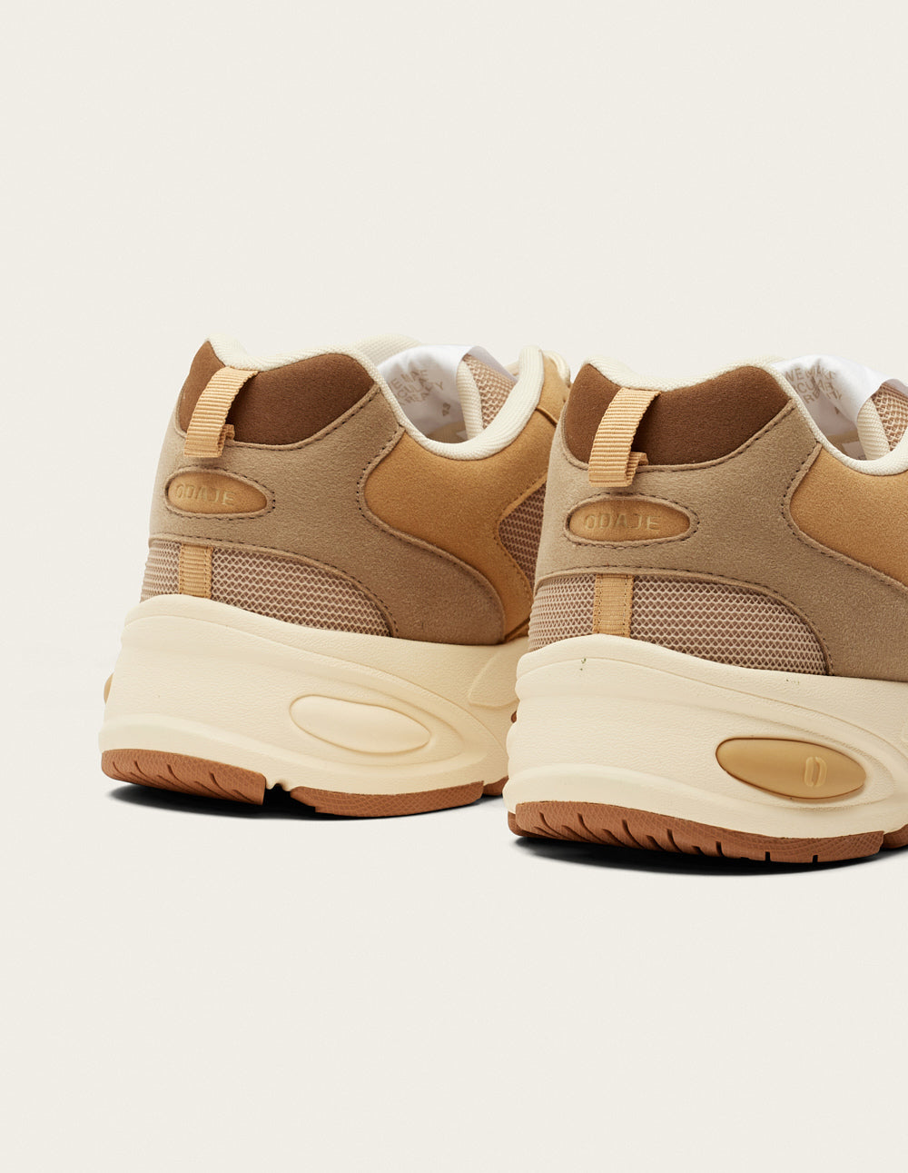 Max Low Baskets in Beige - Stylish and Comfortable Casual Sneakers for Women | Perfect for Everyday Wear, Running Errands, and Light Walking