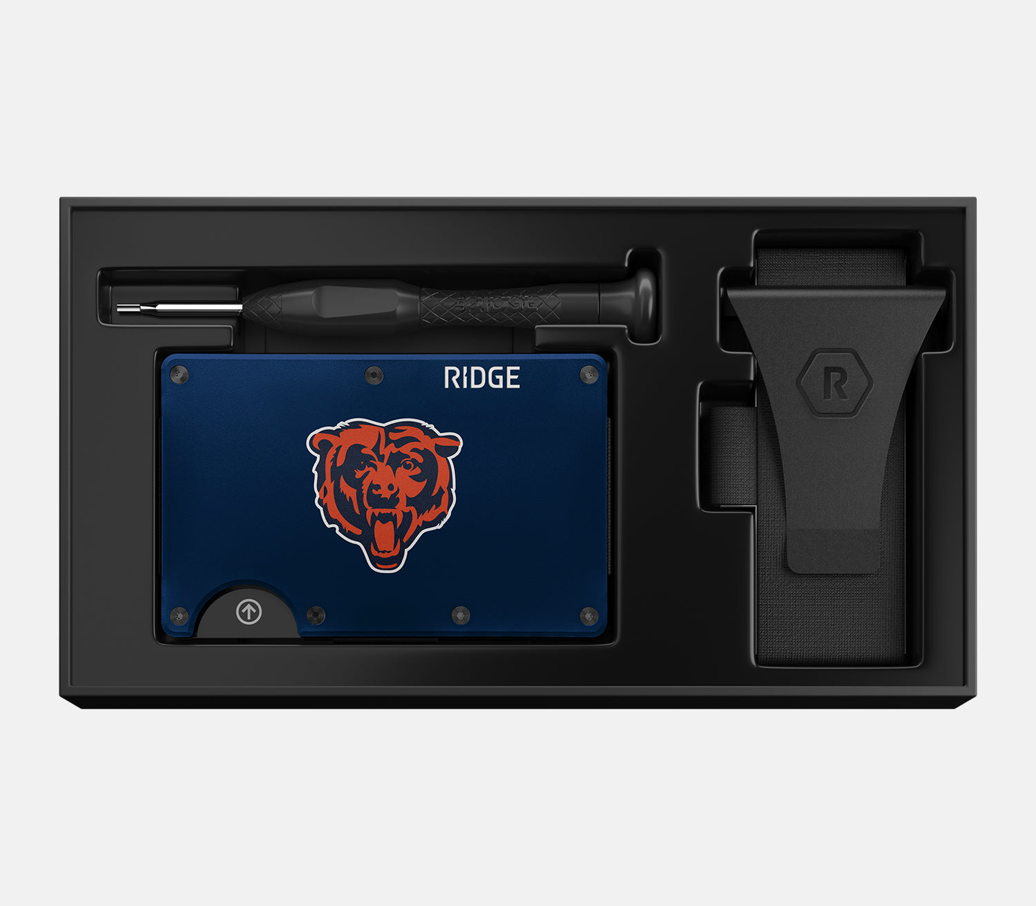 Ridge Wallet for Men - Slim RFID Blocking Minimalist Front Pocket Wallet - Chicago Bears NFL Team Design - Perfect for Gifts, Travel, and Everyday Carry