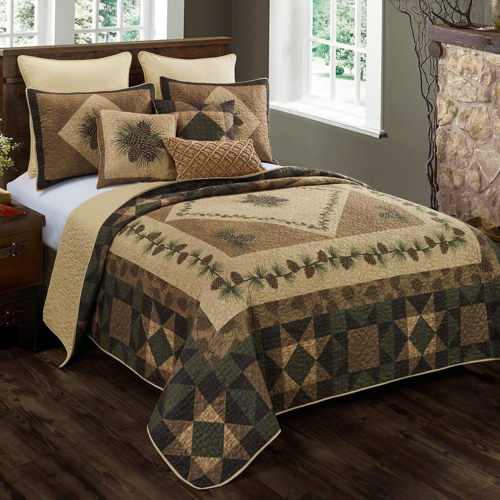 Donna Sharp Full/Queen 3-Piece Bedding Set - Antique Pine Lodge Quilt with Pillow Shams - Machine Washable - Cozy Cabin & Farmhouse Bedroom Decor