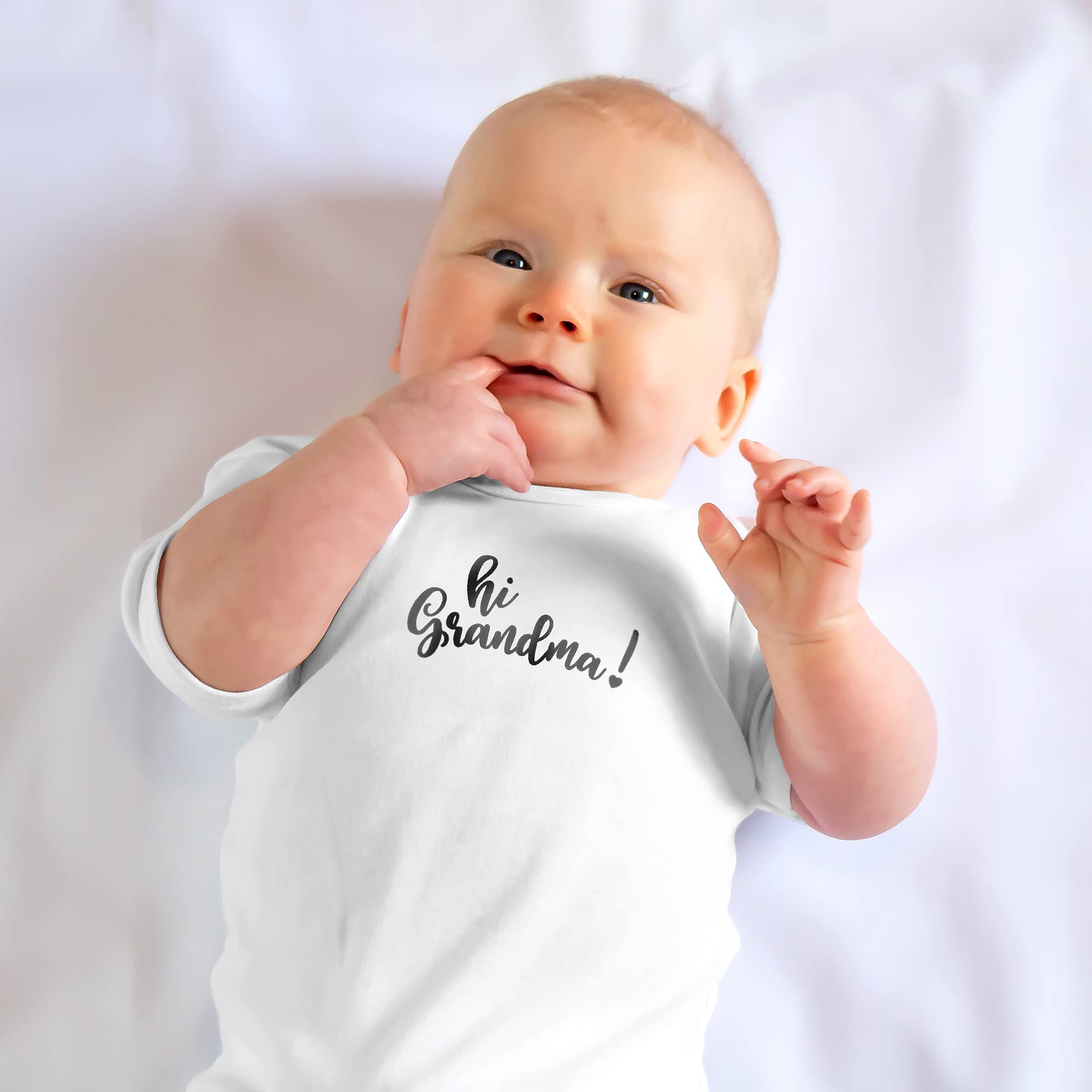Lillian Rose 'Hi Grandma!' Pregnancy Baby Announcement Onesie Romper - Soft White Cotton Newborn Bodysuit - Perfect for Gender Reveal & First Grandparent Visit