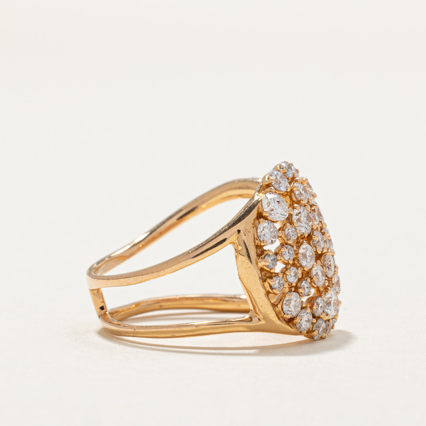 Diamond Cluster Oval Cocktail Ring 0.96ctw Size 6.75 - Elegant Party Jewelry for Women, Perfect for Evening Events & Special Occasions
