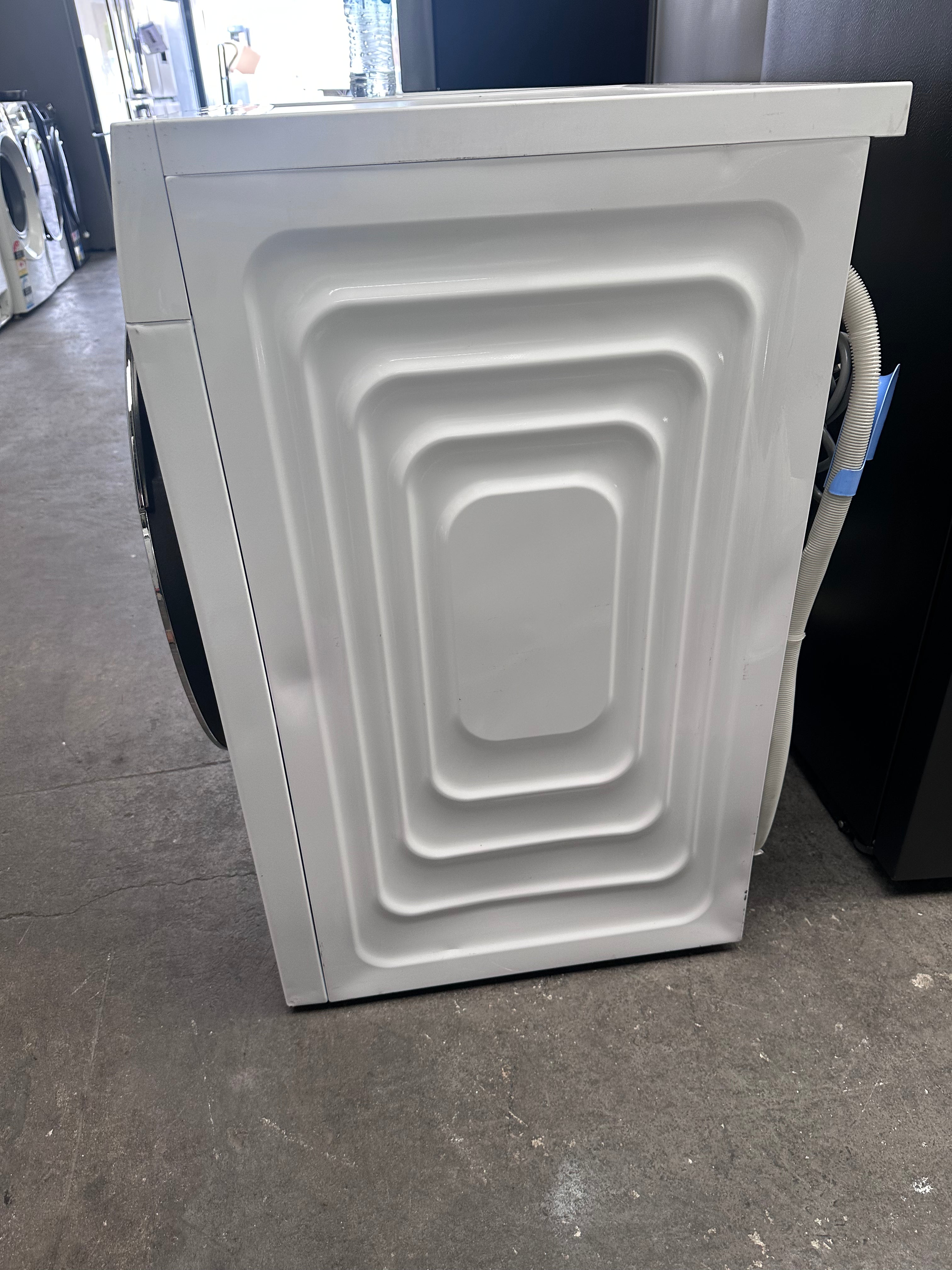 Beko BFLB902ADW 9kg Auto Dose Front Load Washing Machine - Energy Efficient, Quiet Operation - Perfect for Apartments & Small Homes [Factory Refurbished]