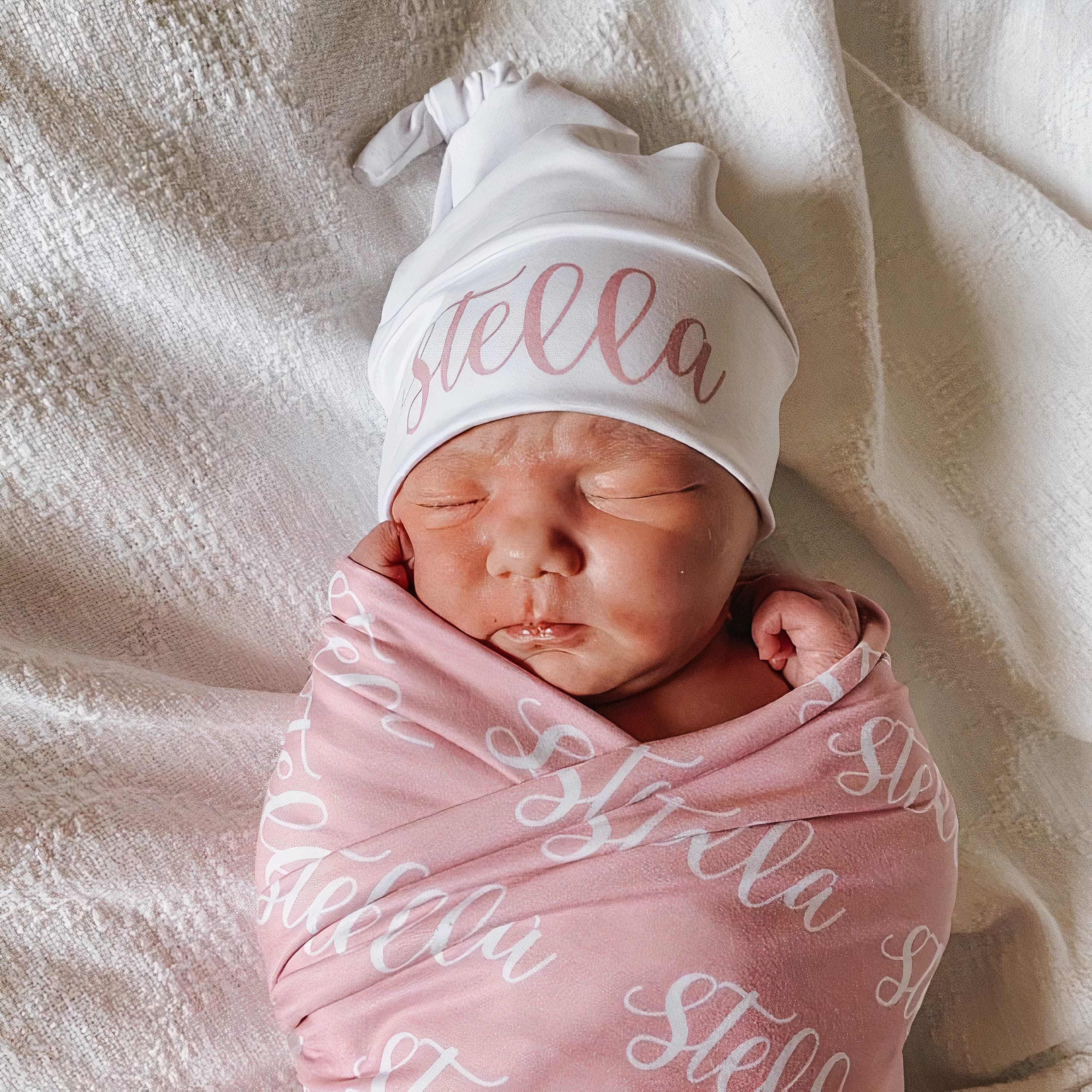 Custom Baby Blankets Personalized with Name - Soft & Cozy Newborn Blanket for Girls, Kids & Adults - Perfect Gift for Mother's Day, Baby Showers & Special Occasions