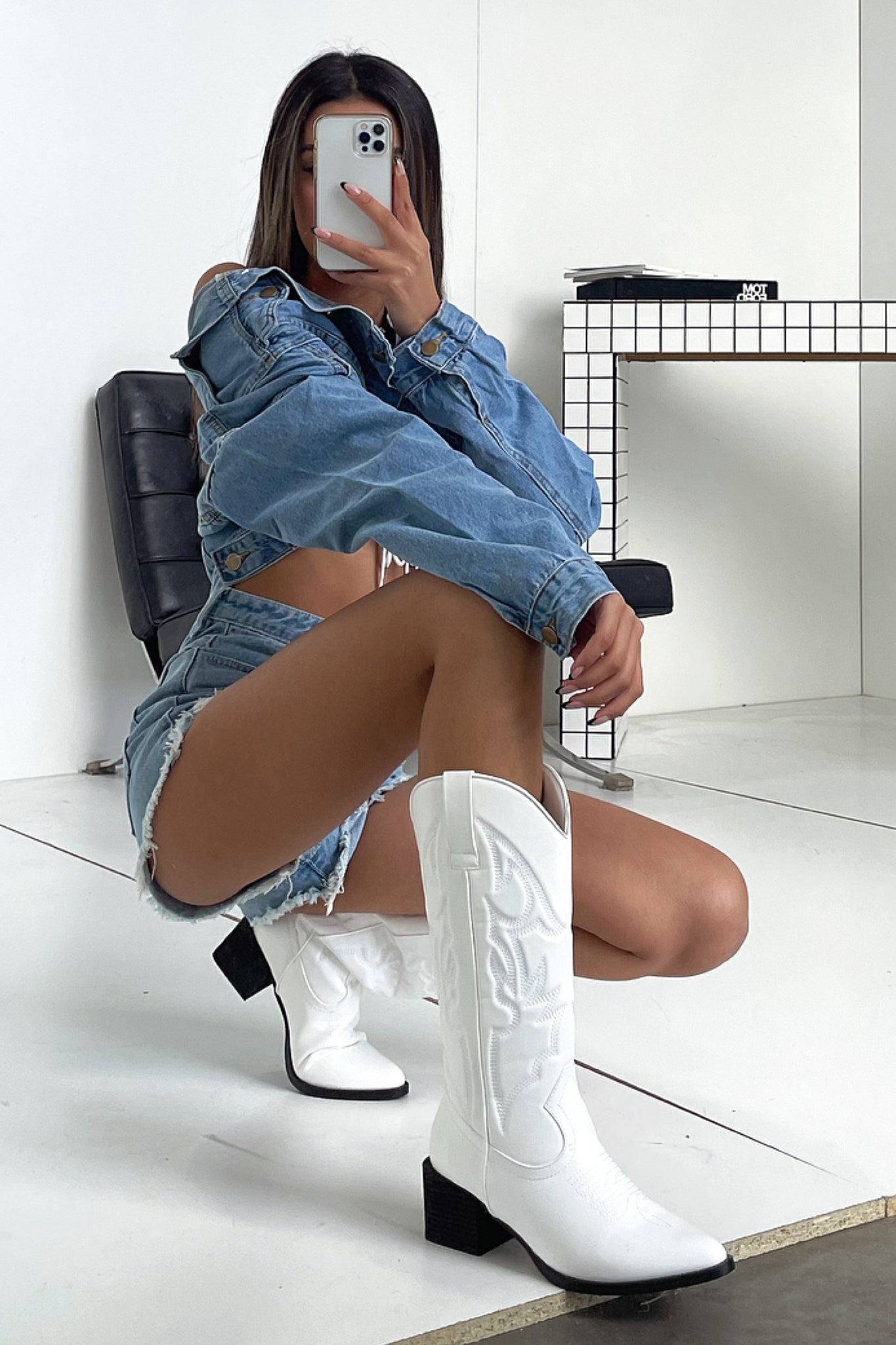 Premium White Jagger Cowboy Boots for Men & Women - Genuine Leather Western Riding Boots with Comfortable Fit | Perfect for Country Music Festivals, Rodeos & Western Fashion