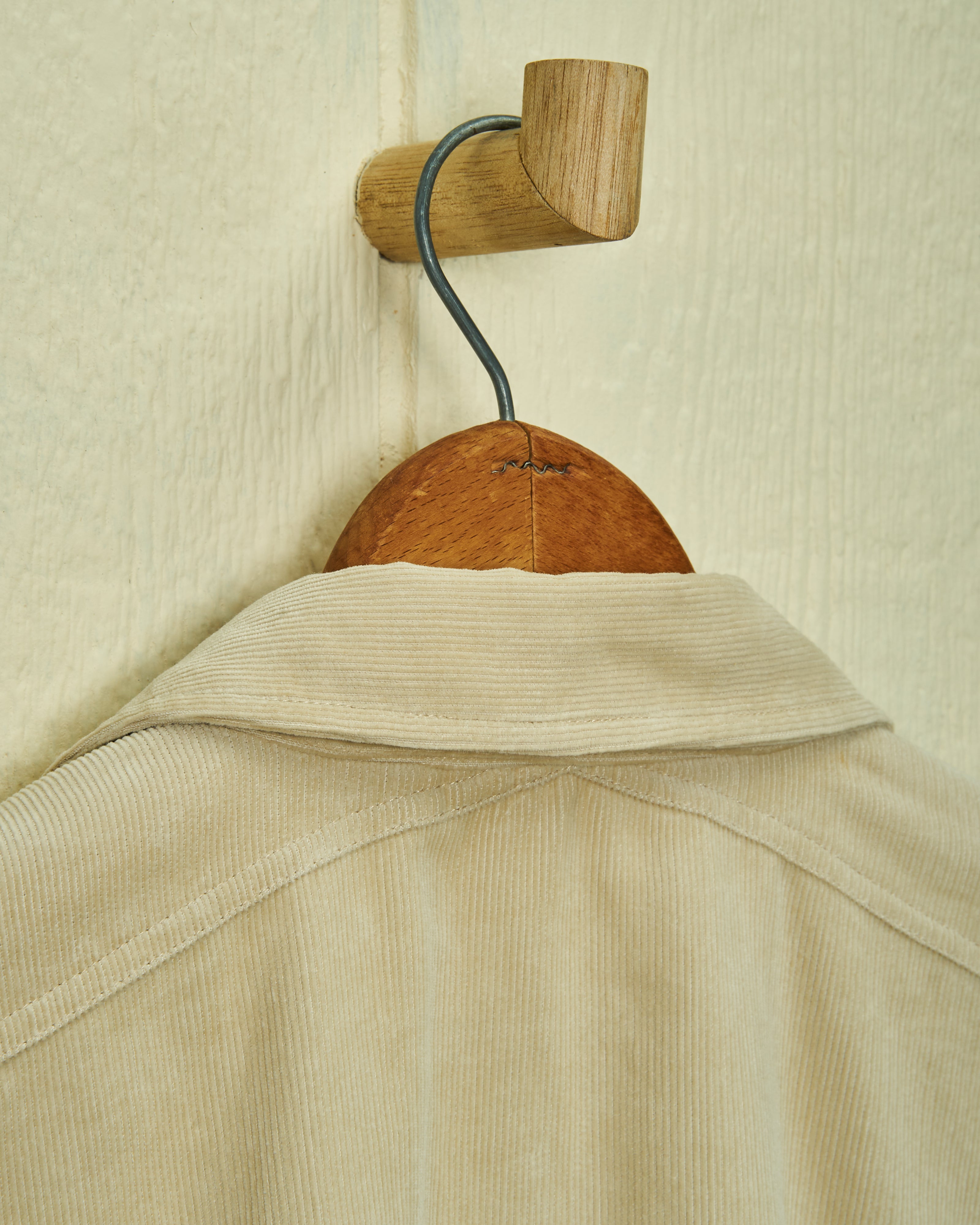MacArthur Men's Casual Corduroy Shirt in Sand - Comfortable Button Down Shirt for Fall & Winter, Perfect for Office, Outdoors and Daily Wear