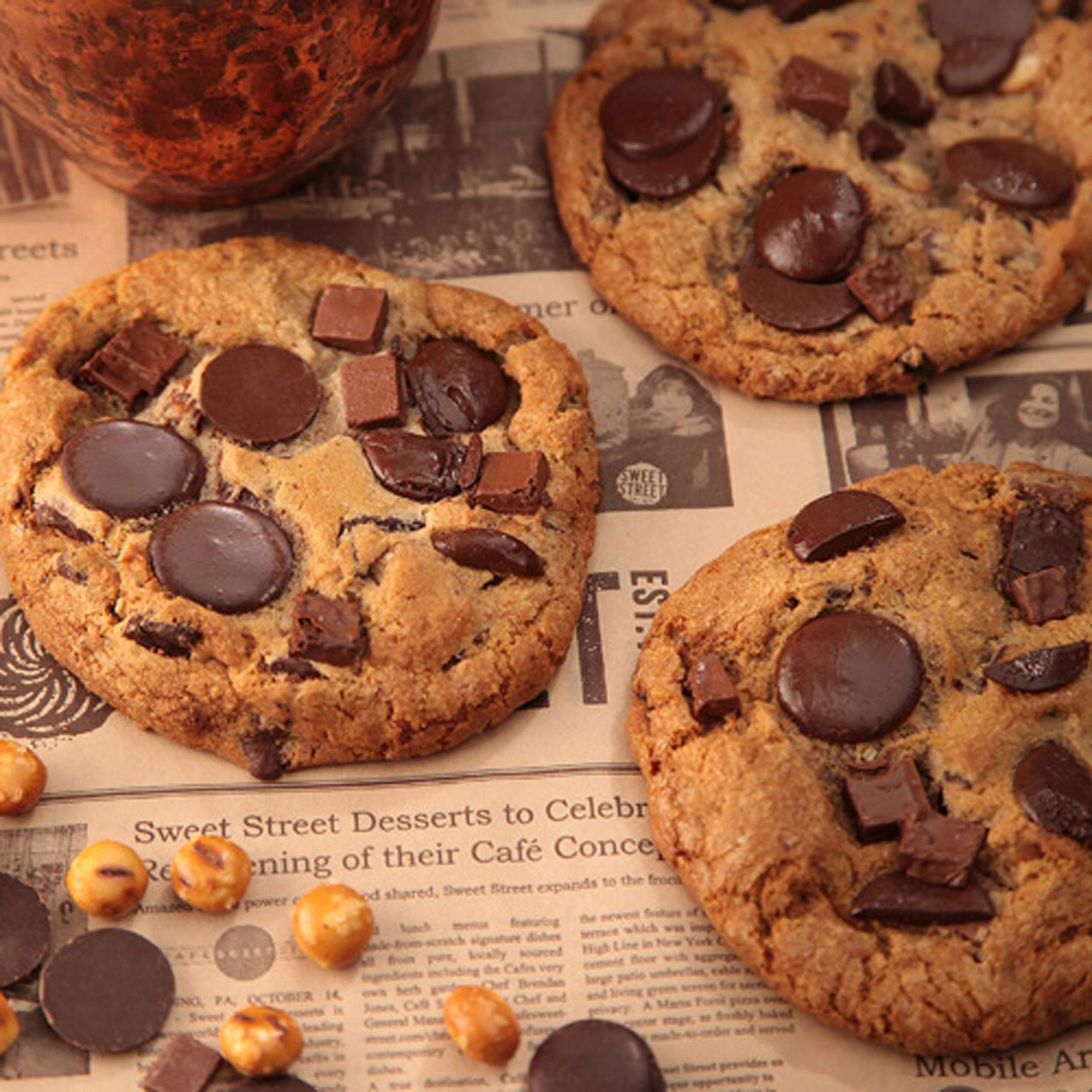 Sweet Street Cookie Puck, Sandy's Chocolate Chunk Cookies - 3 Ounce (84 Pack) | Bulk Cookies for Office Snacks, School Events & Party Desserts