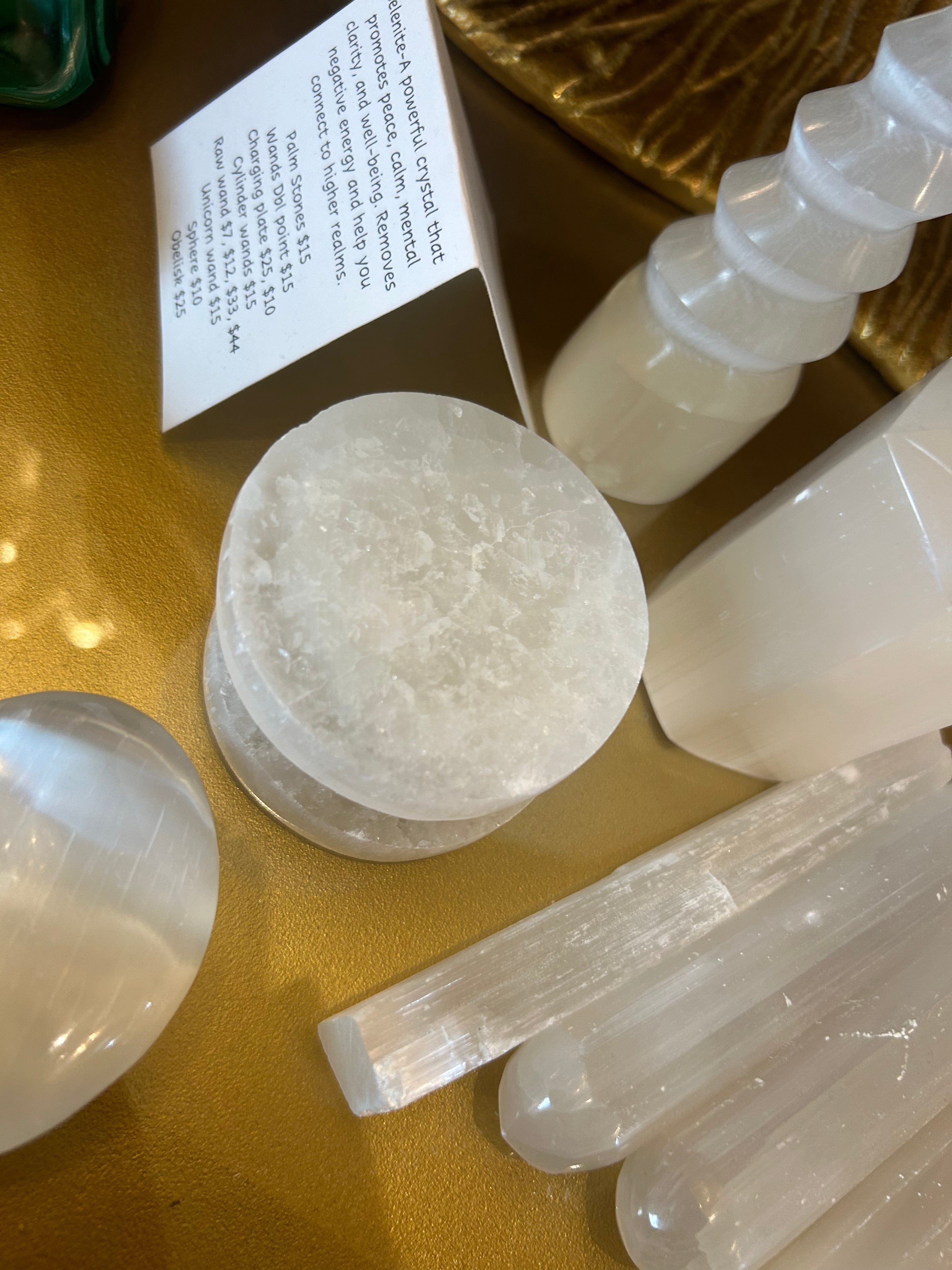 Selenite Charging Plate for Crystals - Natural Energy Cleansing & Recharging Stone - Perfect for Meditation, Yoga, and Spiritual Healing