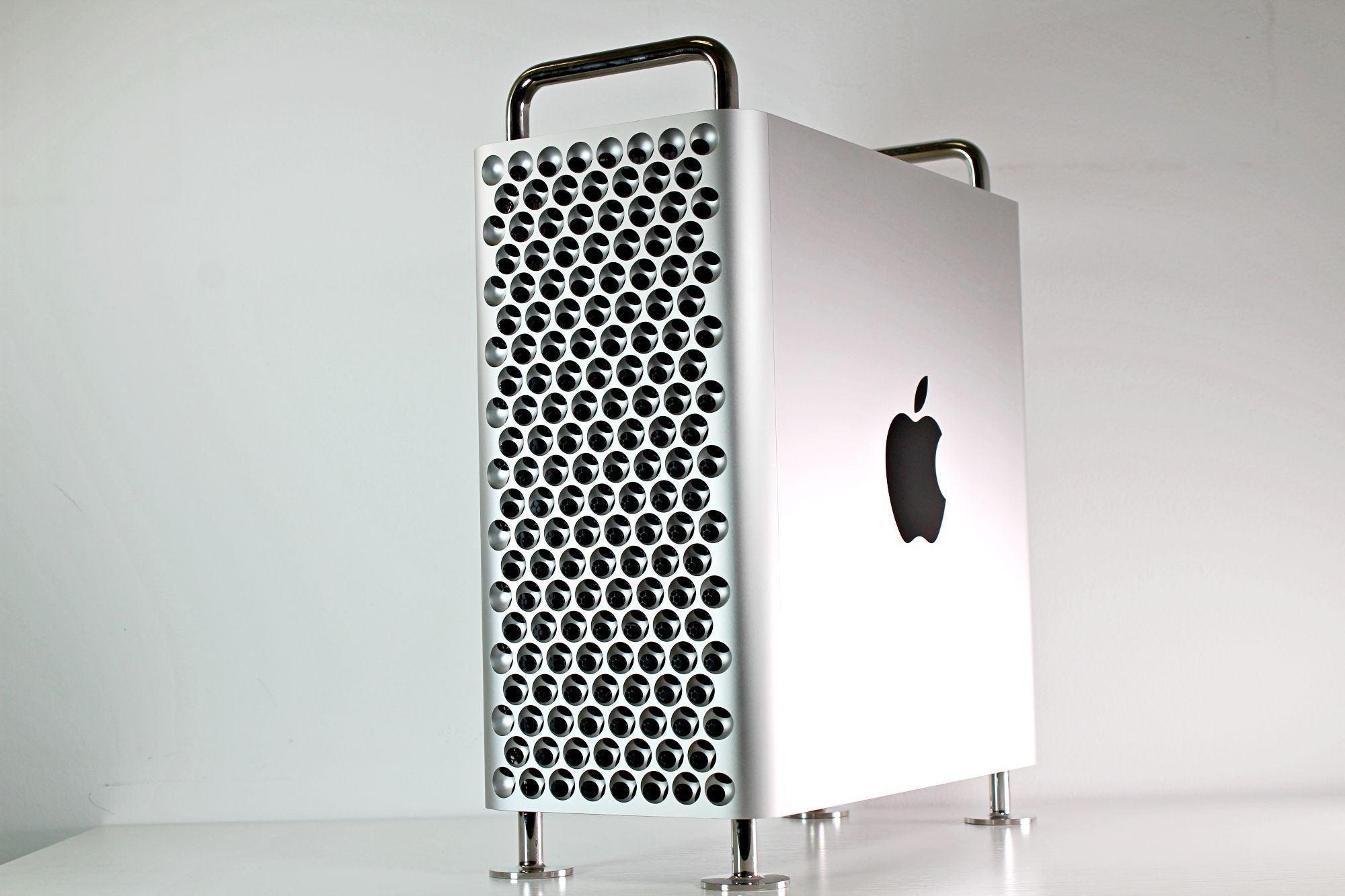 2019 Apple Mac Pro – 2.5GHz Intel Xeon W, 768GB RAM, 4TB SSD, Dual AMD Radeon Pro Vega II (32GB x 2) – High Performance Desktop Computer for Video Editing, 3D Rendering & Professional Workstations