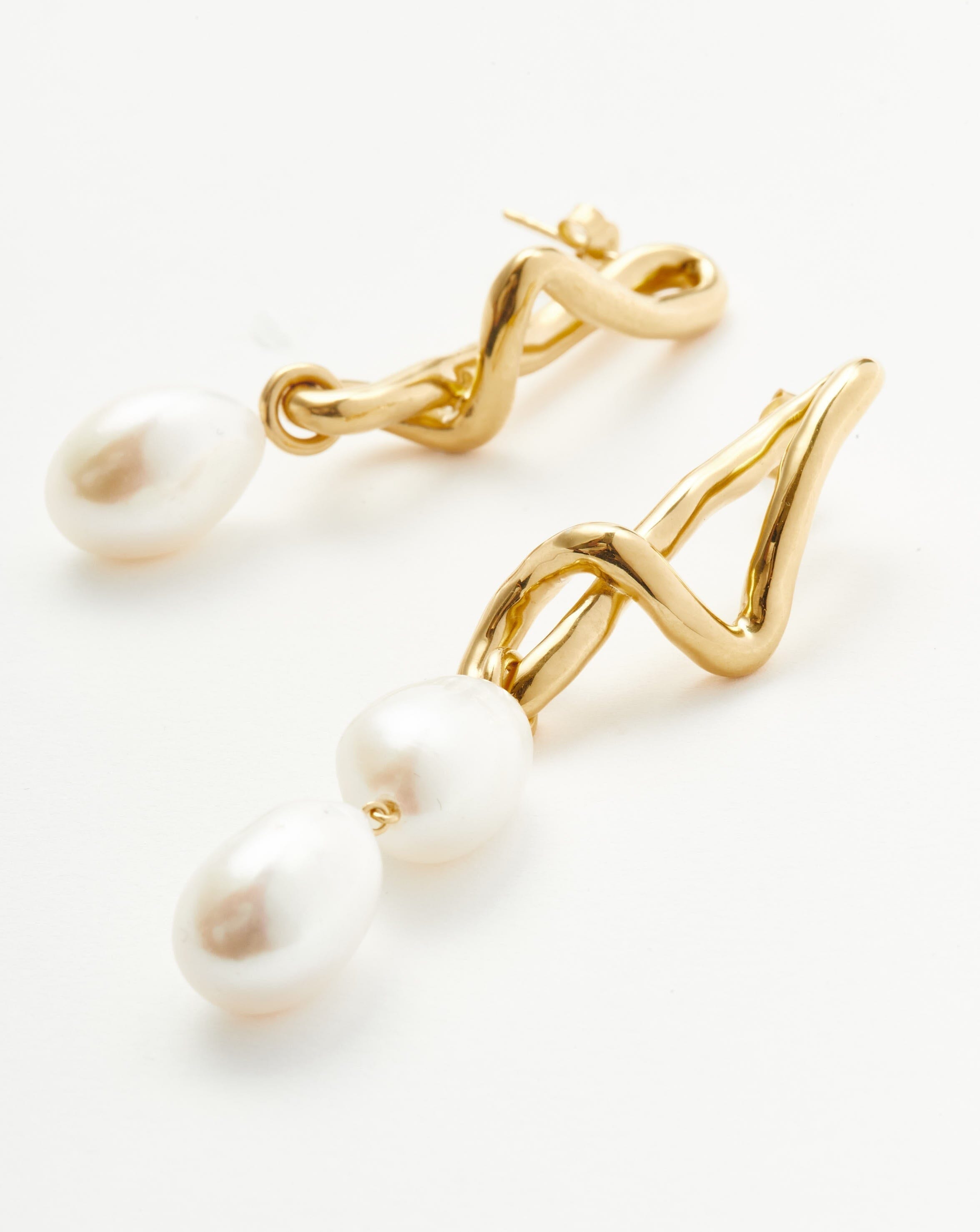 Exquisite Molten Baroque Pearl Mismatched Drop Earrings for Women - Vintage Boho Chic Jewelry for Parties, Weddings & Special Occasions