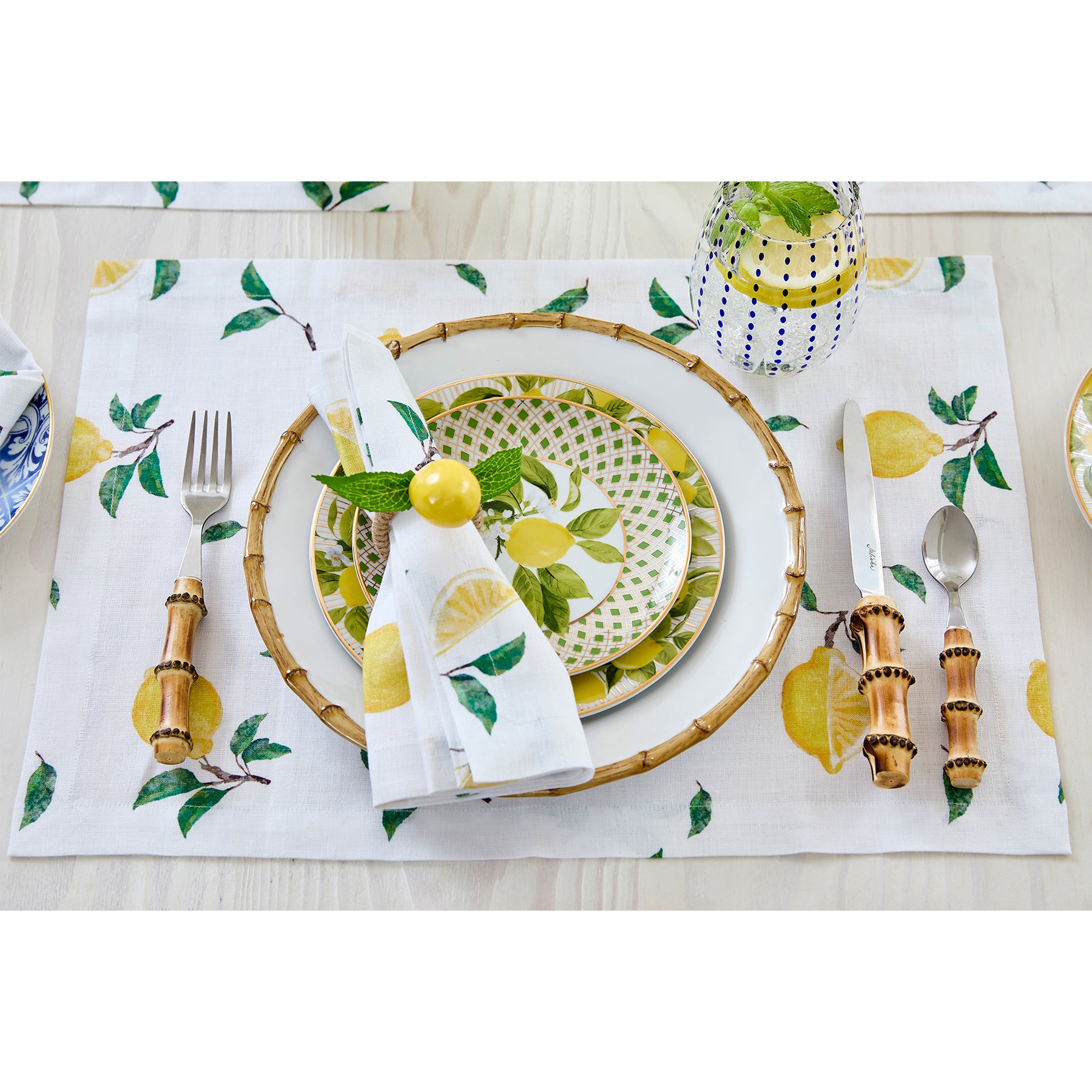 Premium Botanical Lemon Print Napkins - Set of 4 for Dining, Kitchen & Party Decor | Eco-Friendly Cotton Table Linens