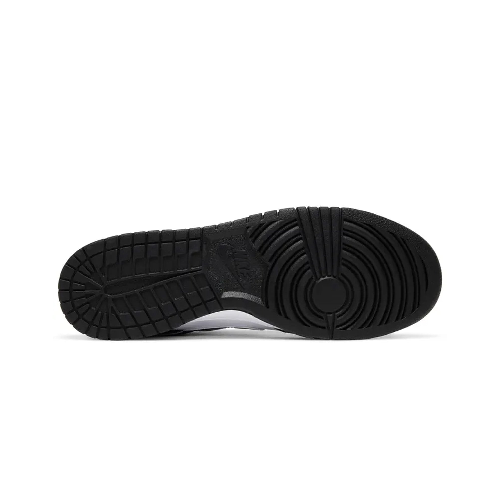 Nike Dunk Low SE 'World Champs Black White' Basketball Shoes (2022) - Stylish Sneakers for Streetwear, Casual Outfits & Sports Performance