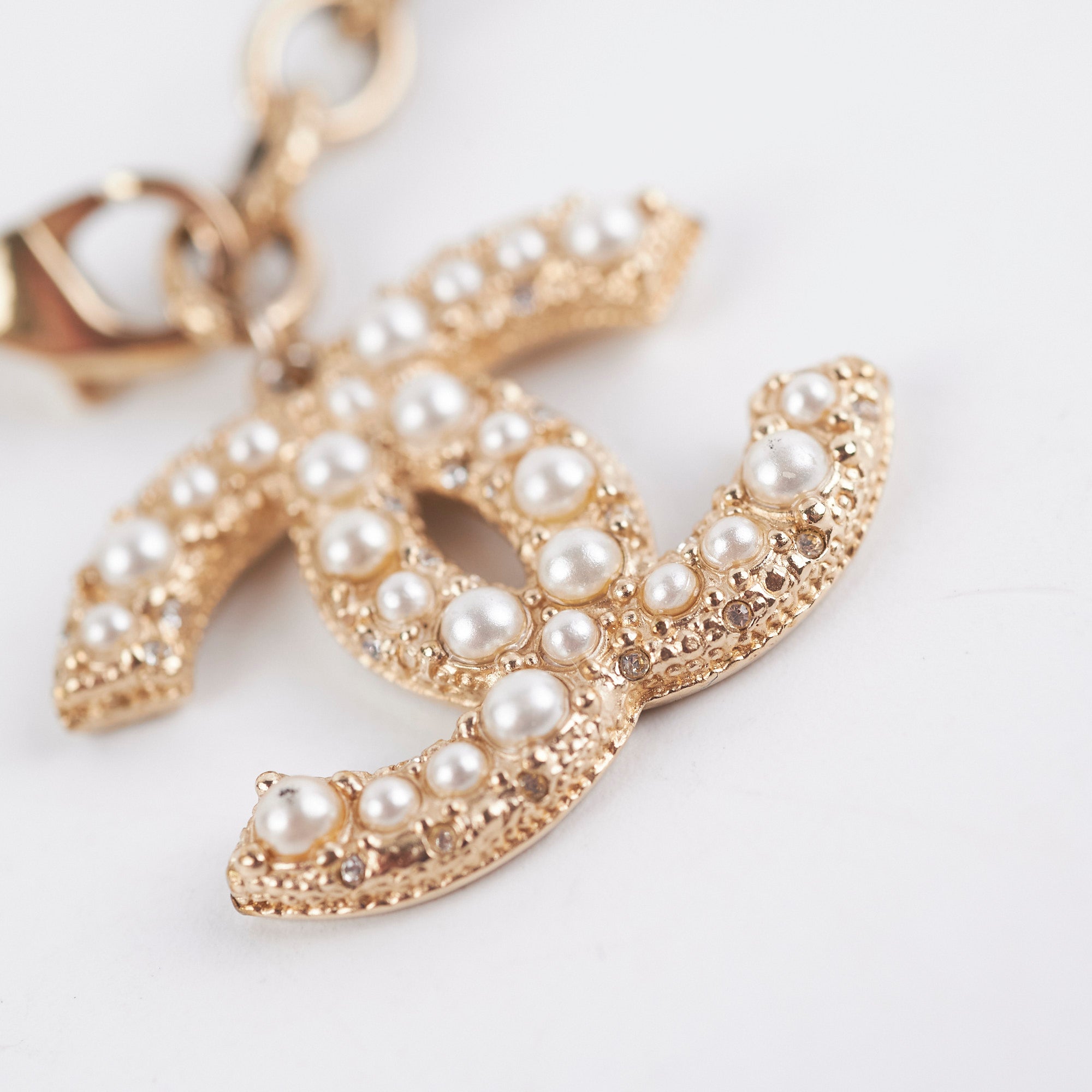 Chanel CC Logo Pearl Bracelet for Women - Luxury Fashion Jewelry Gift for Birthday, Anniversary & Special Occasions