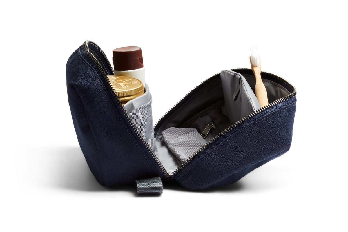 Bellroy Premium Travel Toiletry Kit - Water-Resistant Organizer for Men & Women - Perfect for Airplane, Gym, Camping & Business Trips