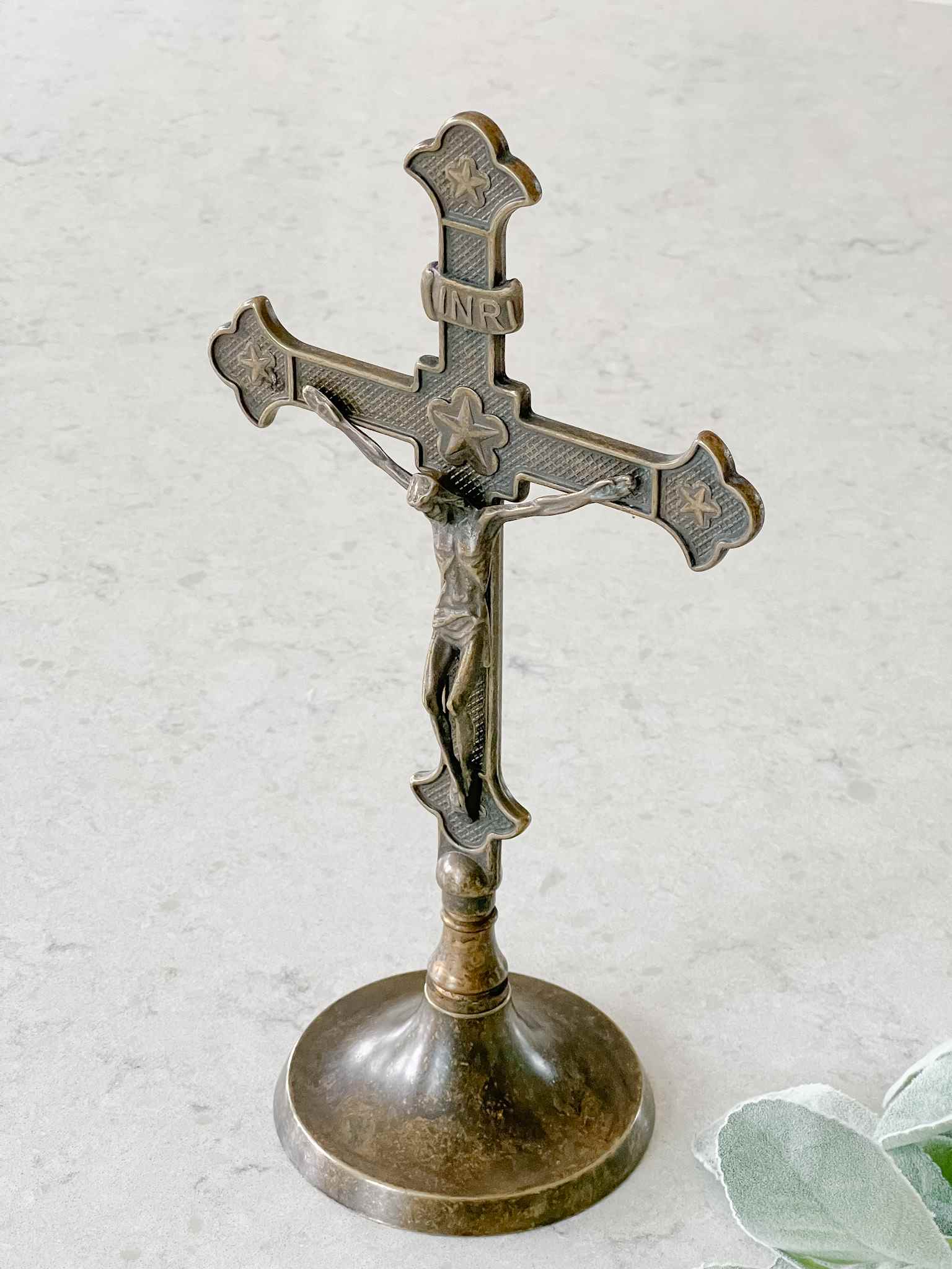 Antiqued Brass Standing Crucifix - Religious Home Decor for Wall or Tabletop - Perfect for Church, Prayer Room, and Meditation Spaces