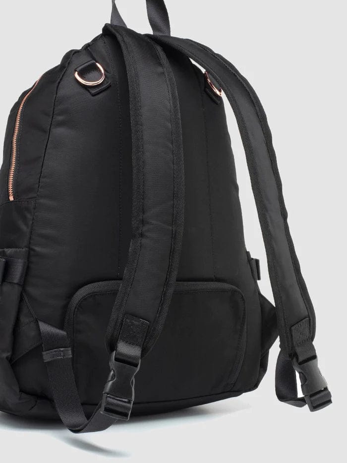 Storksak Hero Quit Backpack - Stylish & Functional Diaper Bag for Parents - Perfect for Travel, Daycare & On-the-Go Moms (Black)