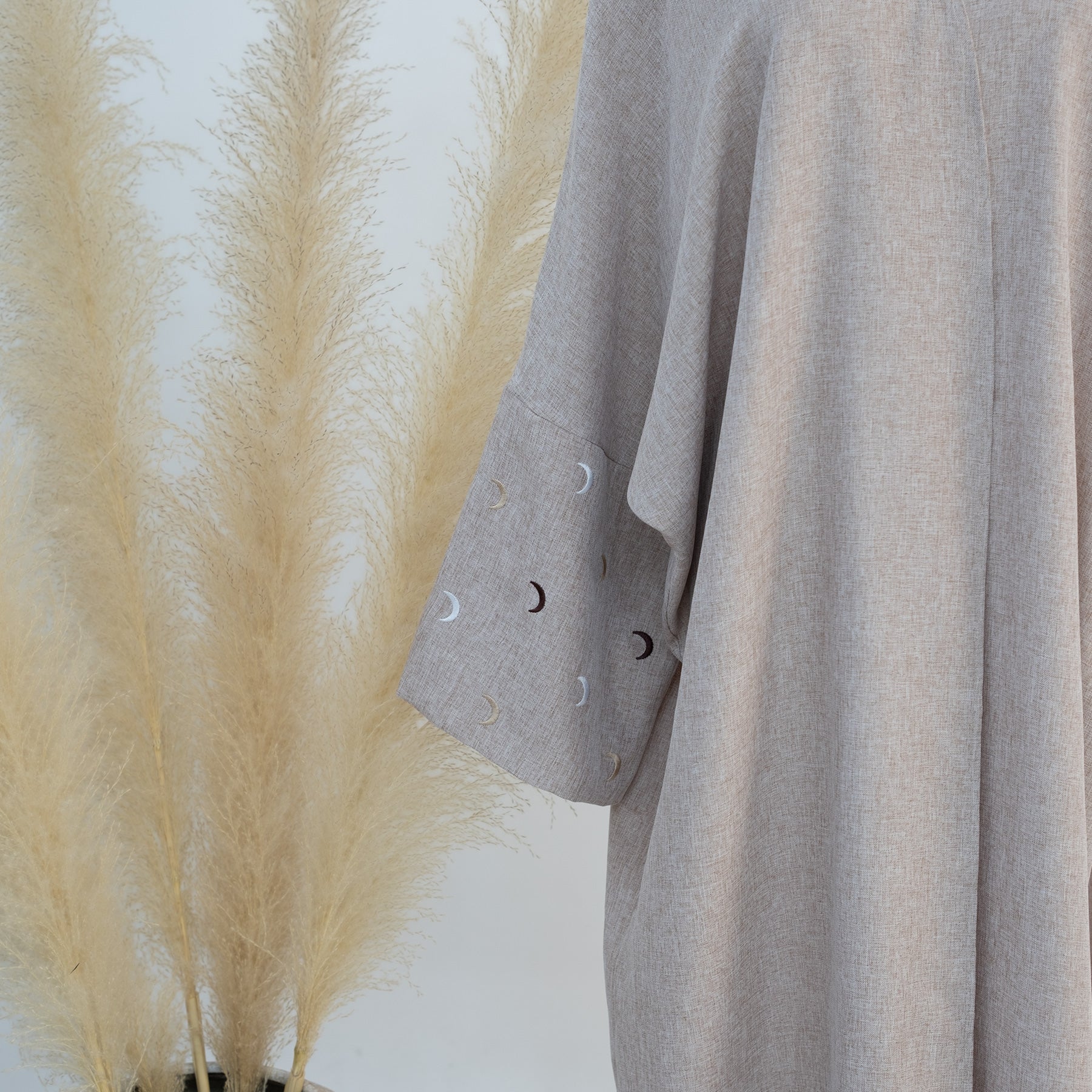 Lightweight Iris Duster Open Abaya for Women - Breathable Desert Abaya for Casual Wear, Prayer & Everyday Comfort
