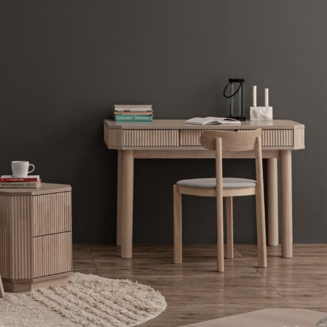 LUDLOW White Wash Oak Study Desk - Modern Home Office Desk for Working, Writing & Studying - Perfect for Small Spaces & Home Offices