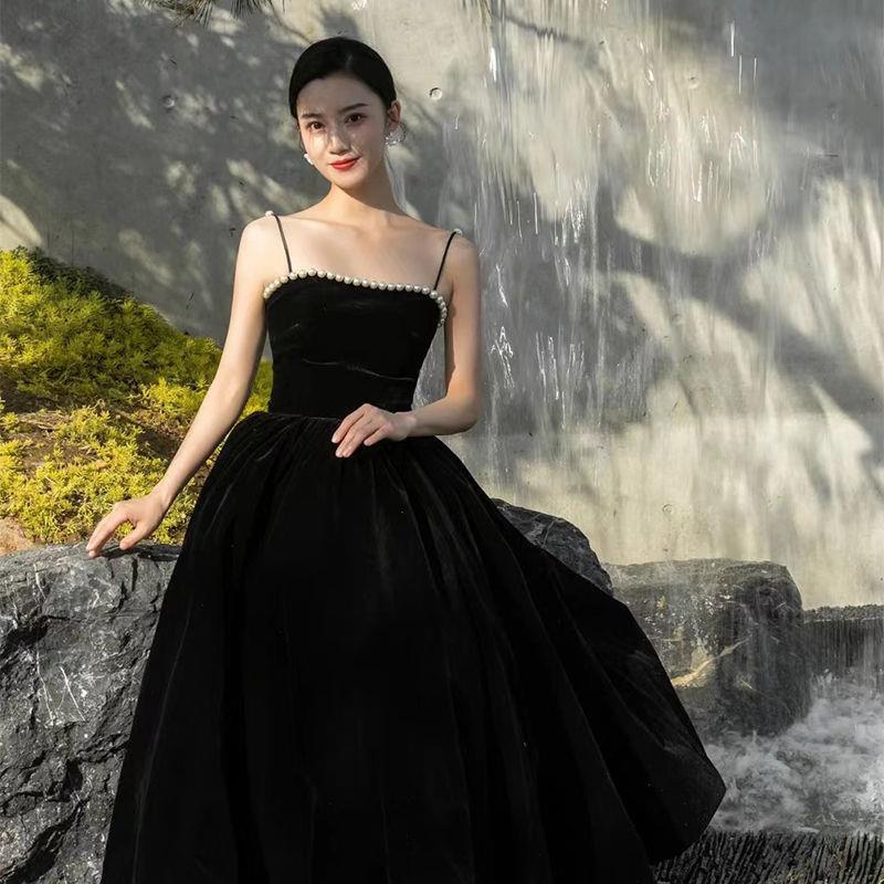 Elegant Beaded Spaghetti Strap Midi Formal Dress for Evening Gowns & Prom - Perfect for Weddings, Cocktail Parties, and Special Occasions