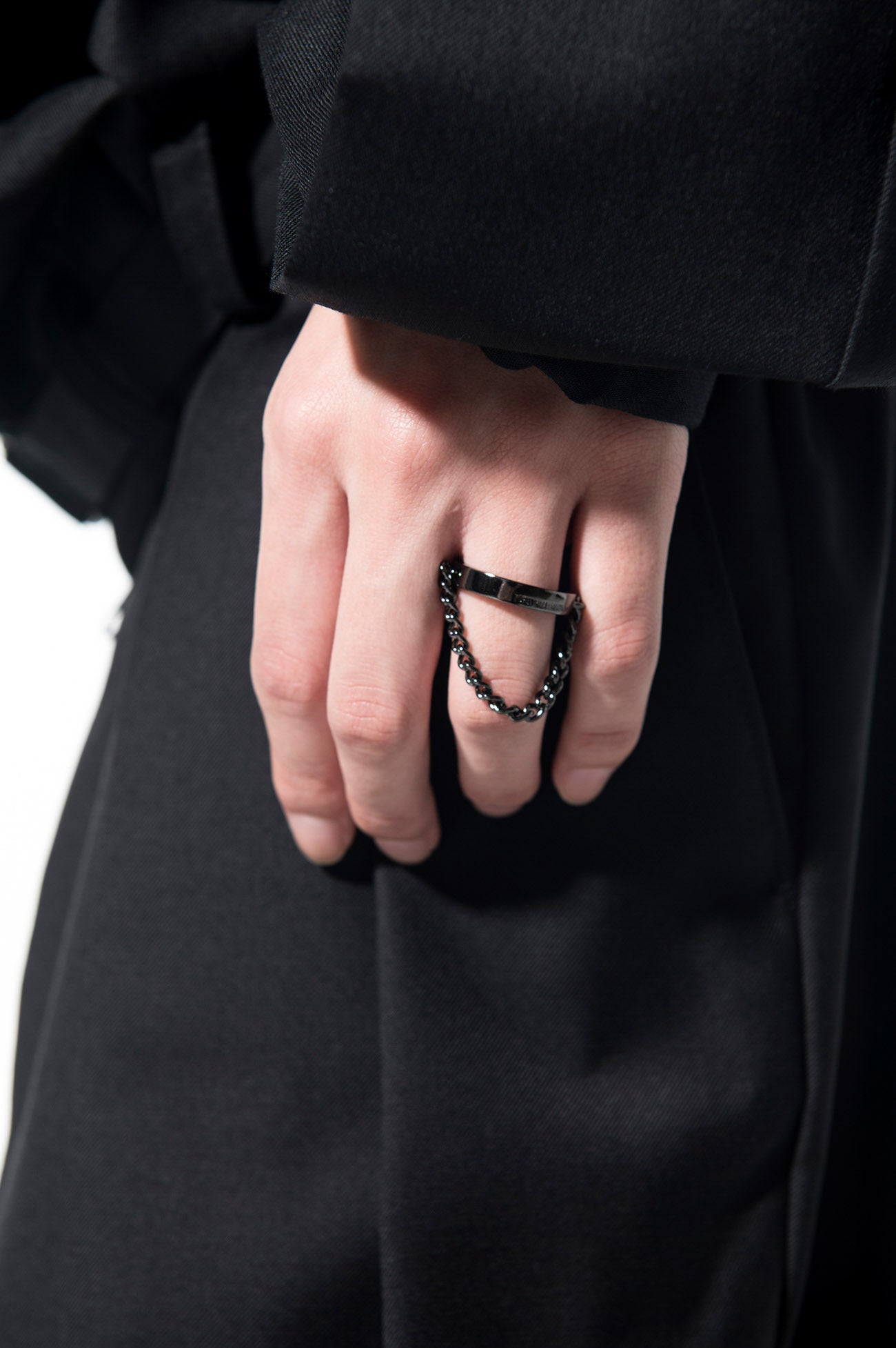Stylish Brass Chain Ear Cuff & Chain Ring Set - Boho Chic Jewelry for Women - Perfect for Parties, Weddings & Everyday Wear