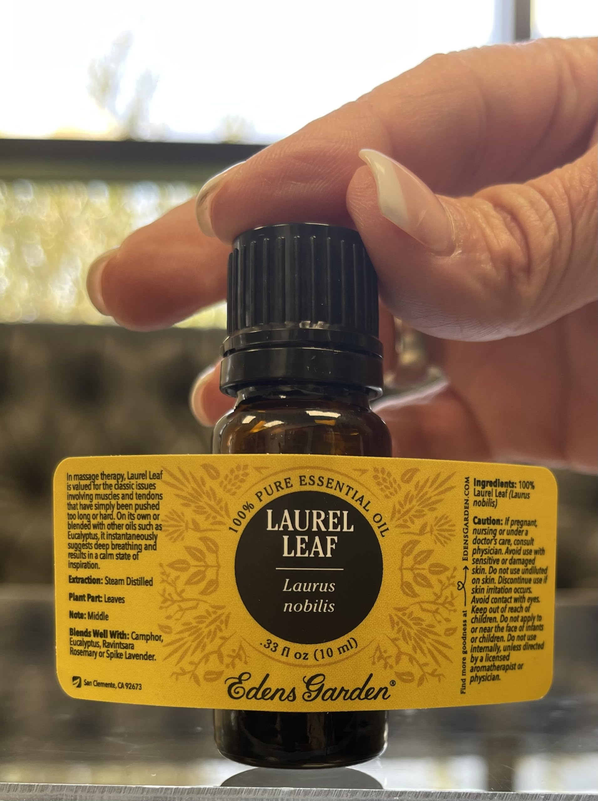 **Edens Garden Laurel Leaf Essential Oil - 100% Pure, Undiluted, Therapeutic Grade for Aromatherapy, Diffusers, Skin Care, Candles & Humidifiers (10ml / 0.33 fl oz) - Relaxation, Stress Relief & Home Fragrance**