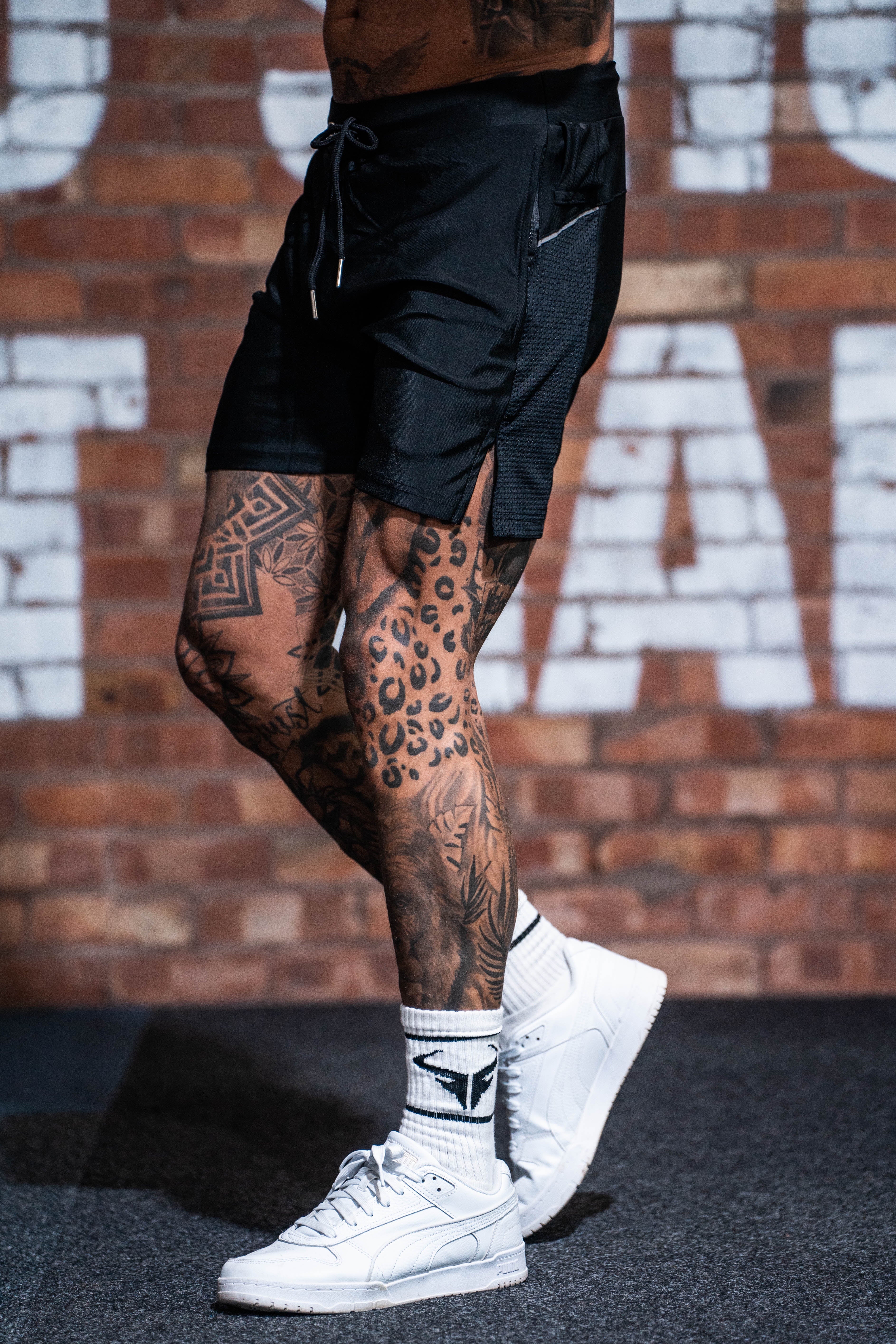 Cerus Black Synergy Linerless Running Shorts for Men - Lightweight Quick-Dry Workout Shorts with Pockets - Perfect for Gym, Jogging & Outdoor Activities