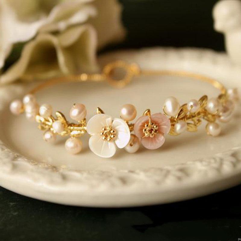Handmade Natural Shell Carved Bracelet for Women - Boho Beach Jewelry, Perfect for Summer Vacations & Beach Weddings