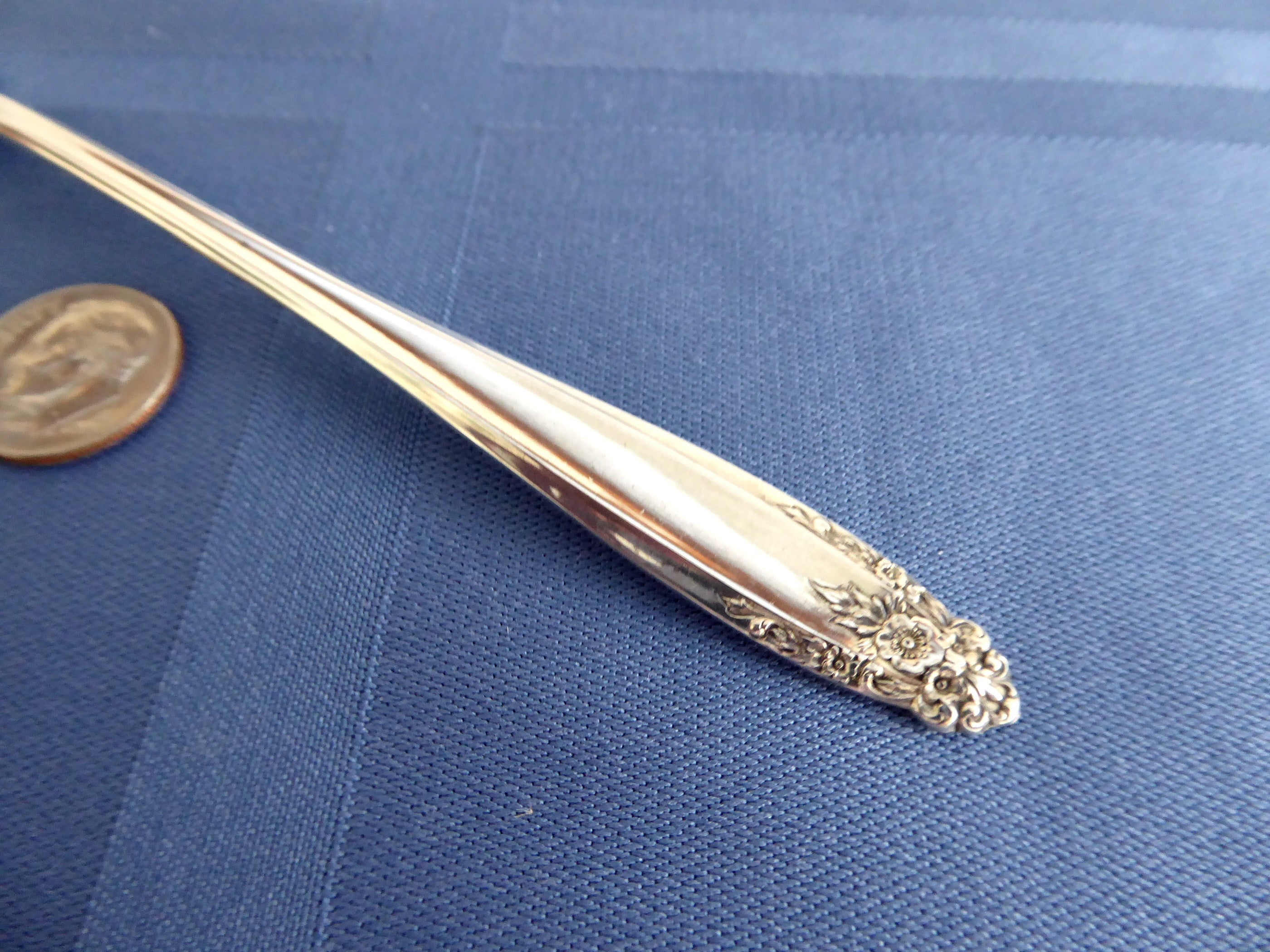 Vintage 1930s Sterling Silver Oyster Lobster Fork - Elegant Prelude Collection, No Monograms - Perfect for Seafood Dining, Antique Collecting & Special Occasions