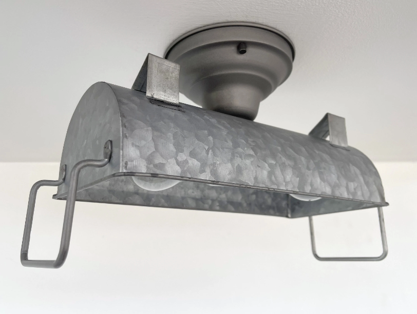 Industrial Galvanized Ceiling Light Fixture - Durable Metal Pendant Lighting for Warehouse, Garage & Workshop - Rust-Resistant Overhead Lighting Solution