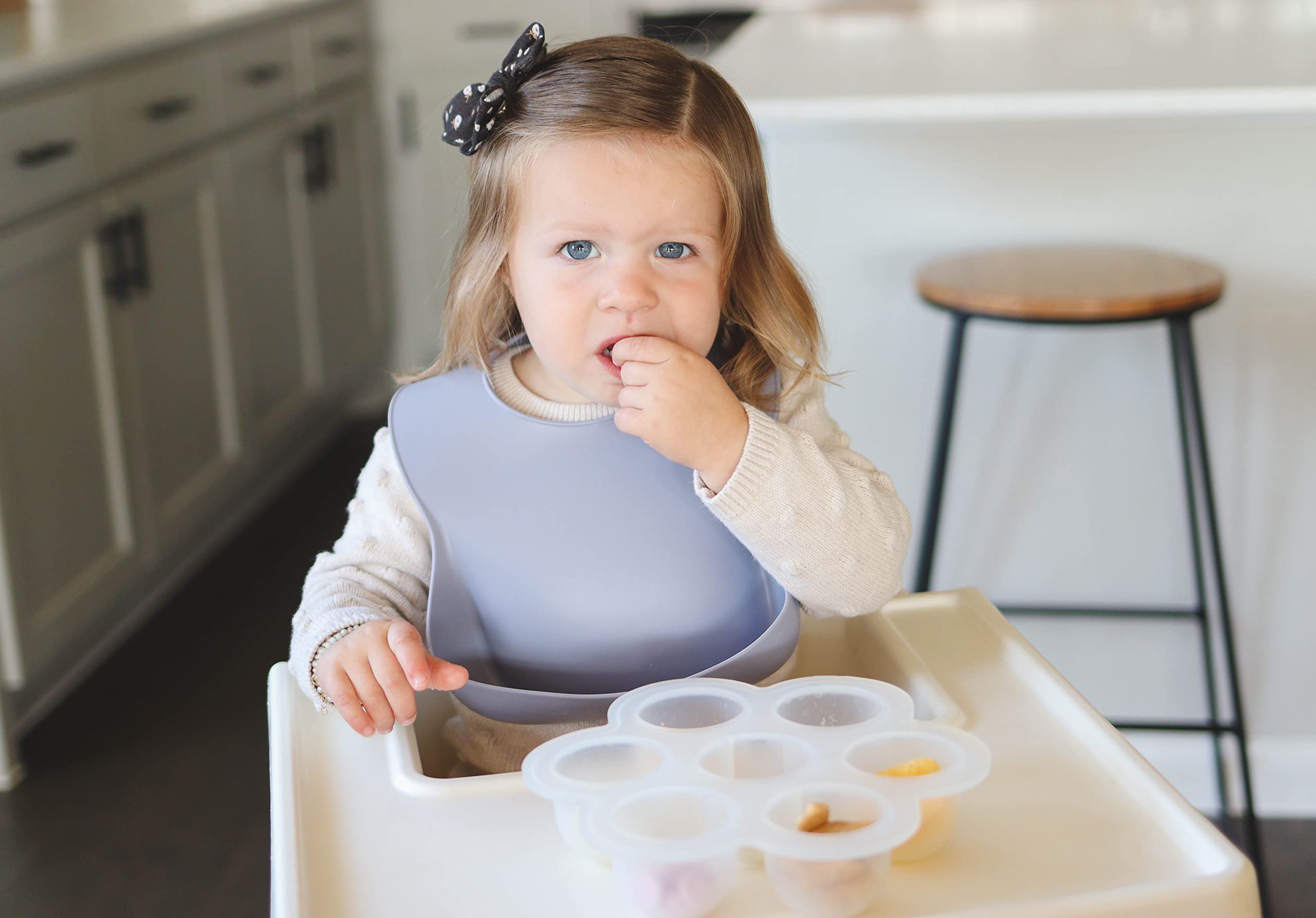 Otterlove Silicone Baby Bib – 100% Pure Platinum LFGB Certified, BPA & Phthalate Free – Wide Food Catcher Pocket – Easy Clean, Mess Proof, Dishwasher Safe – Perfect for Toddler Mealtime, Baby Led Weaning & Messy Eating